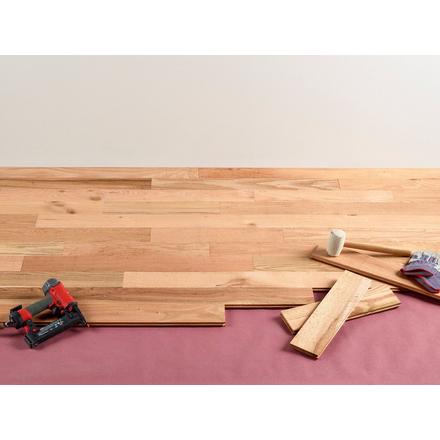 Unfinished Red Oak Solid Hardwood 2 Common Grade Unfinished Red Oak Solid Hardwood 2 Common Grade