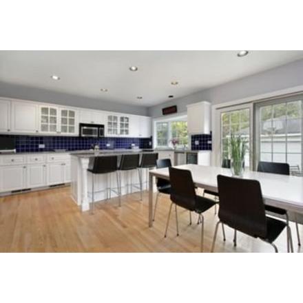 Natural White Oak Smooth Solid Hardwood Natural White Oak Smooth Solid Hardwood