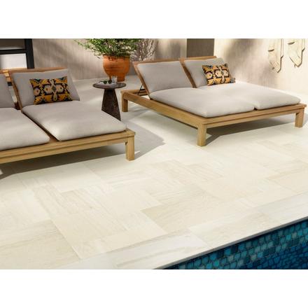 Ivory Dunes Tumbled Limestone Eased Edge 3cm. Paver Coping Ivory Dunes Tumbled Limestone Eased Edge 3cm. Paver Coping