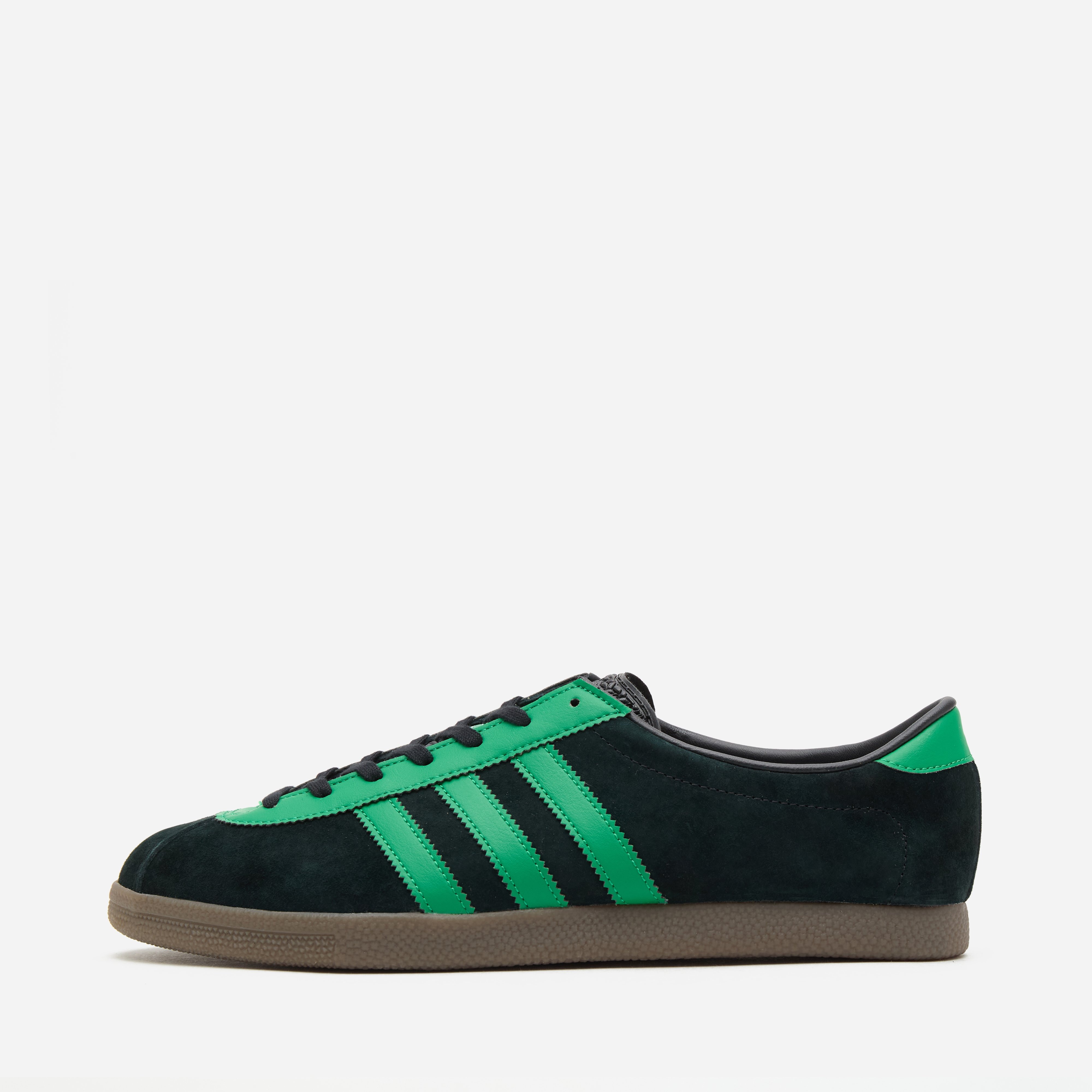 adidas ba7189 pants black shoes outfit Black adidas dp5449 sneakers shoes Cheap Everlastsiding Jordan Outlet