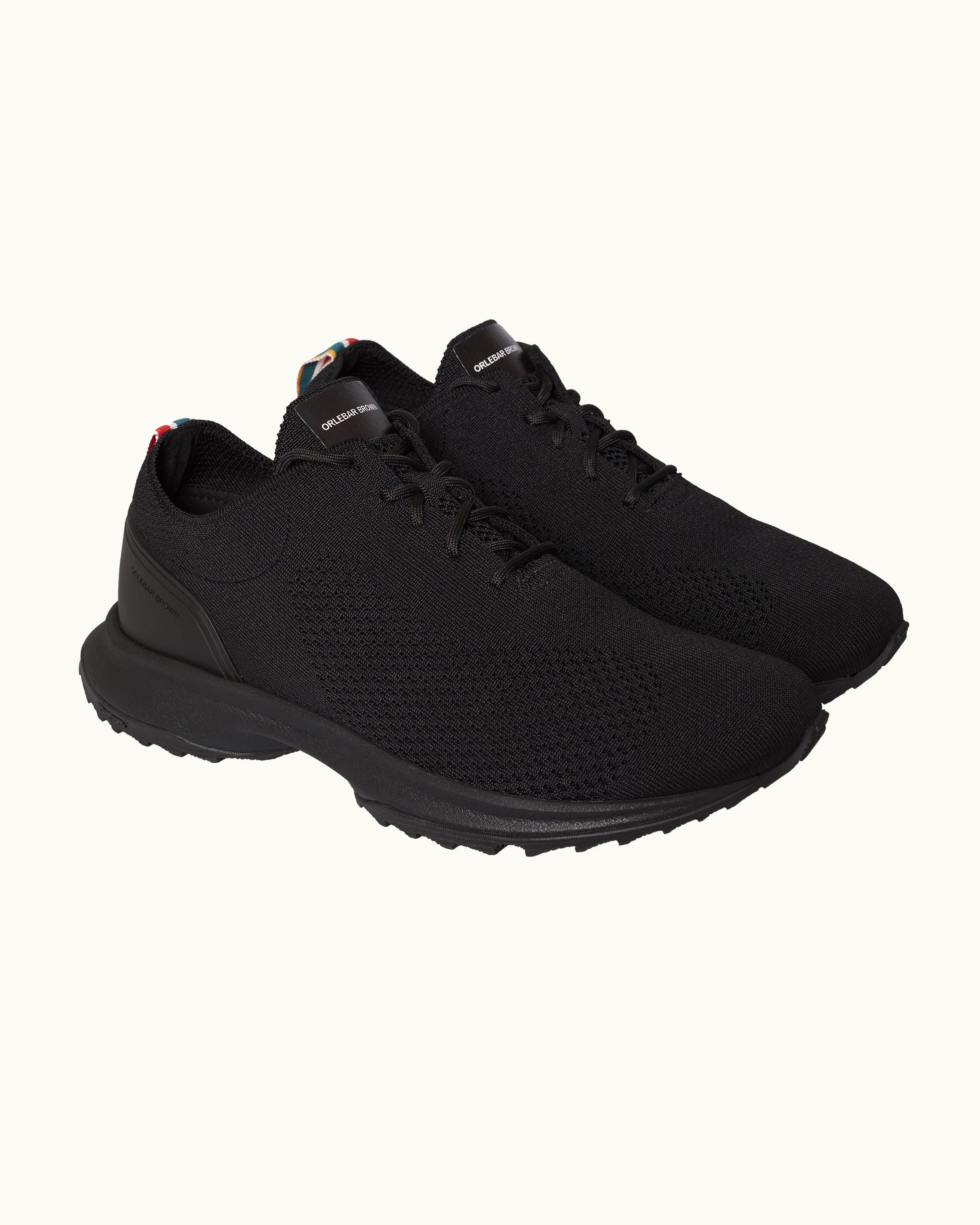 Somerled - Black Ergonomic Knitted Trainers