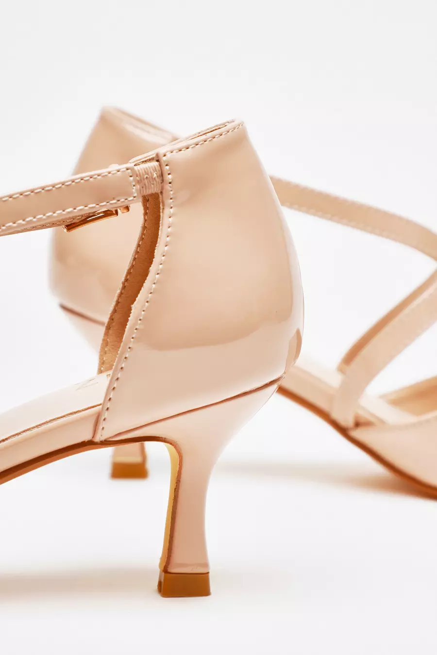 Low heel shoes nude hotsell