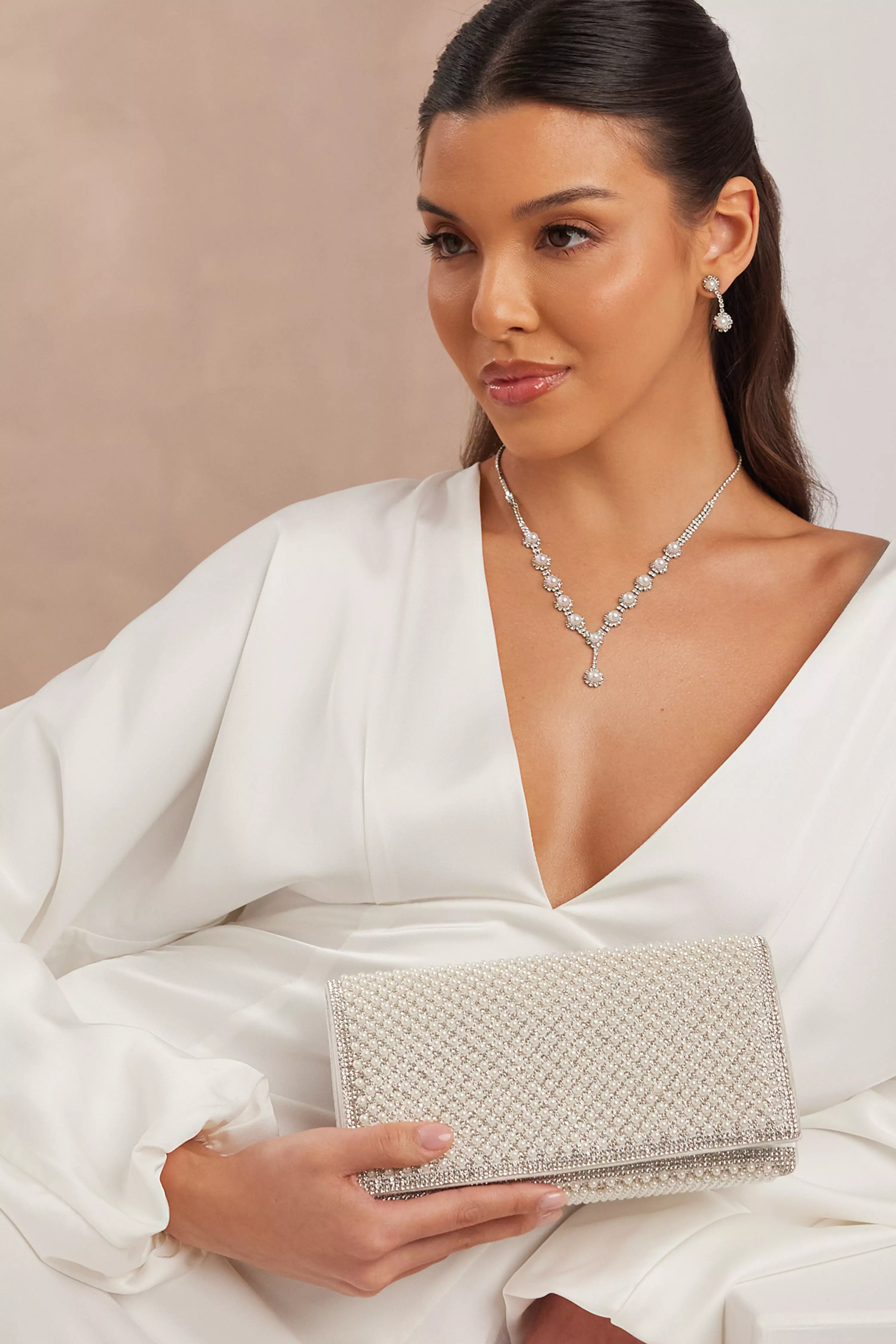 Bridal White Pearl Embellished Clutch Bag