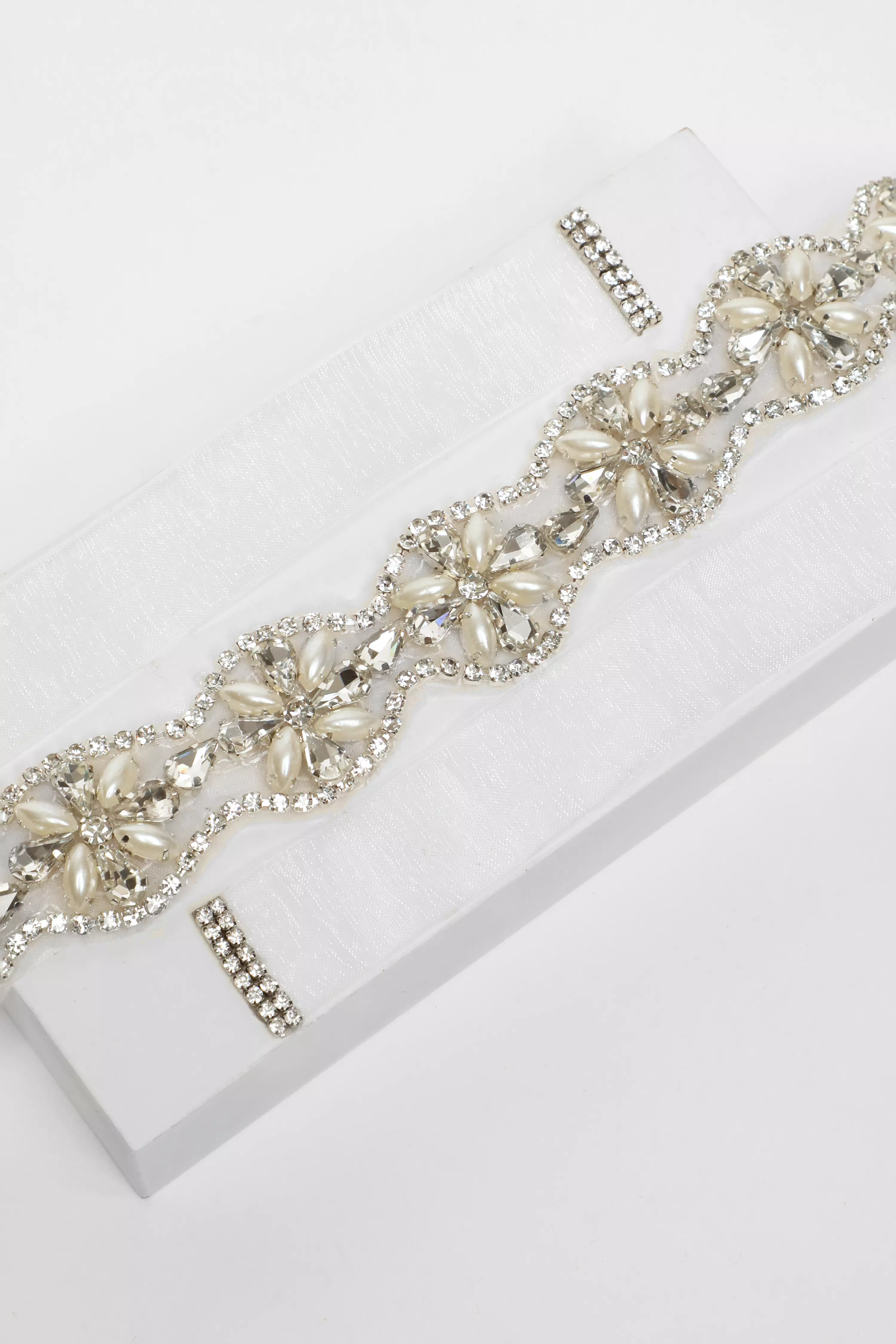 Bridal Diamante Pearl Belt