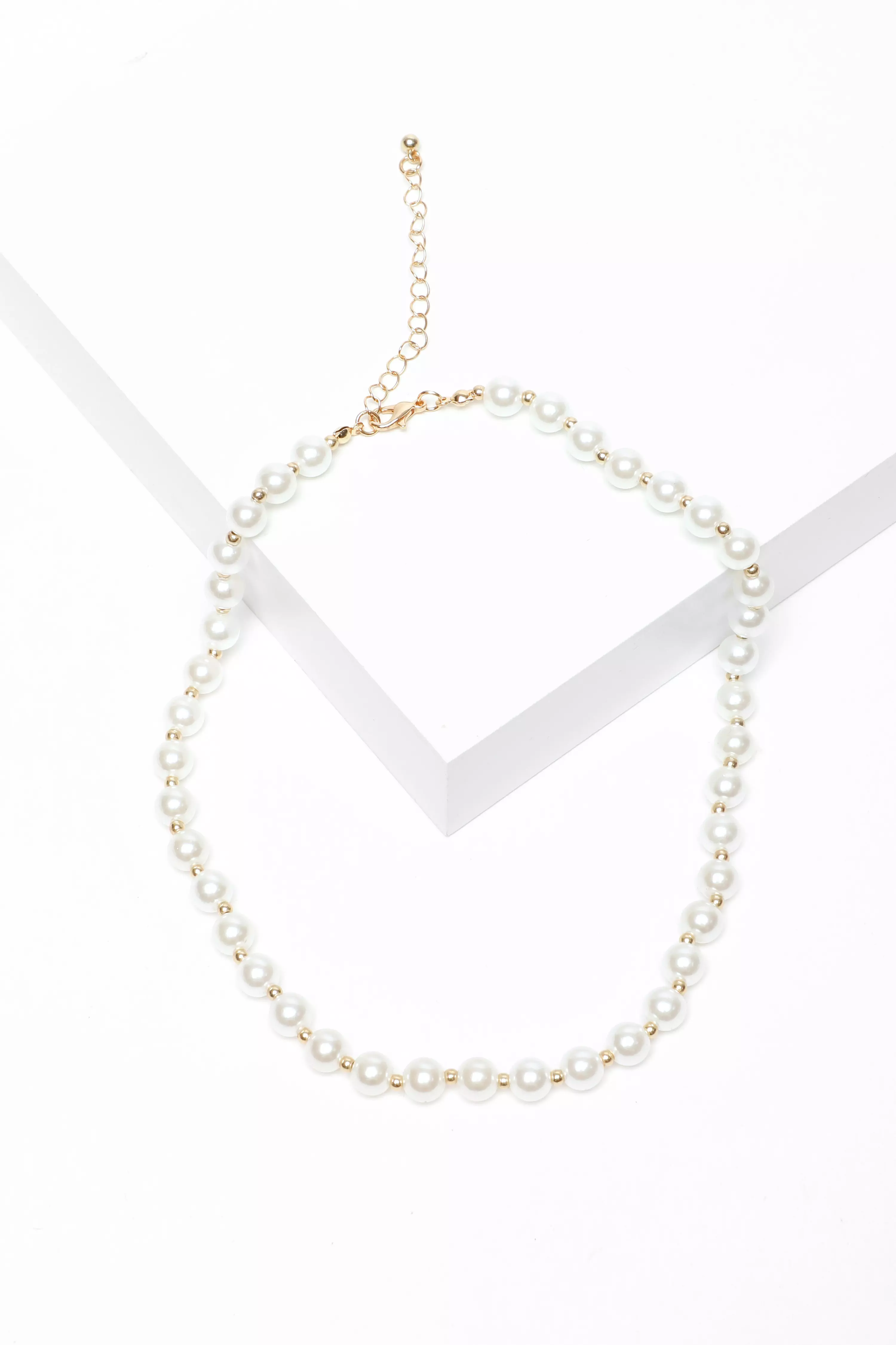 Gold Pearl Short Necklace