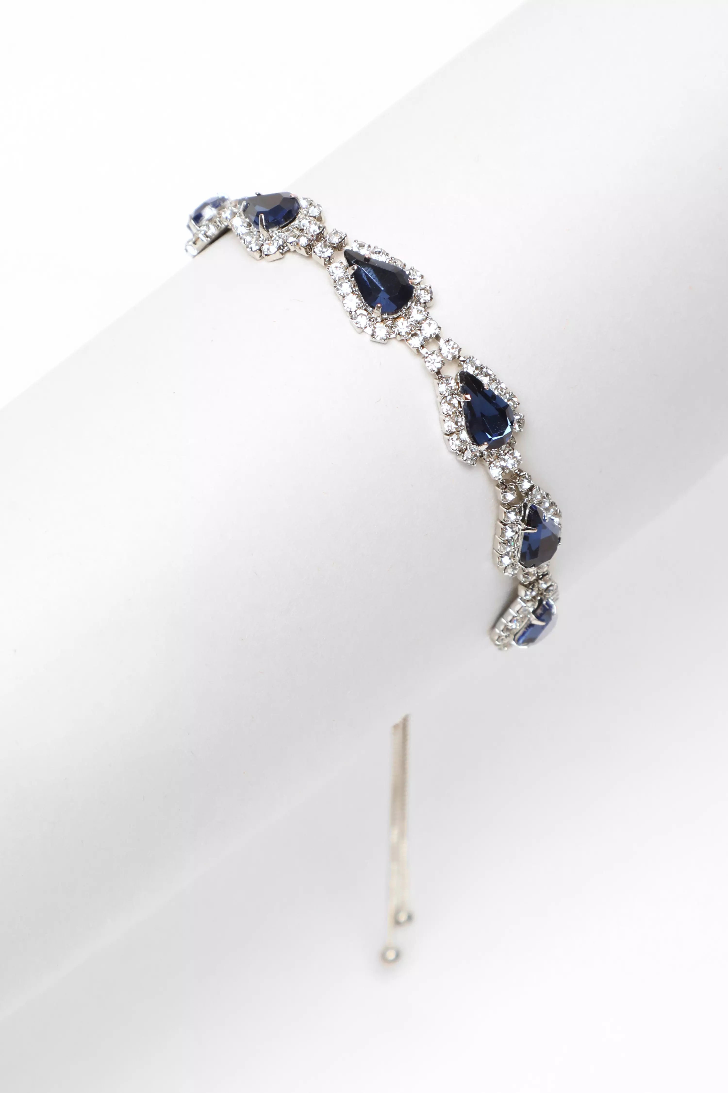 Navy Diamante Oval Jewel Bracelet
