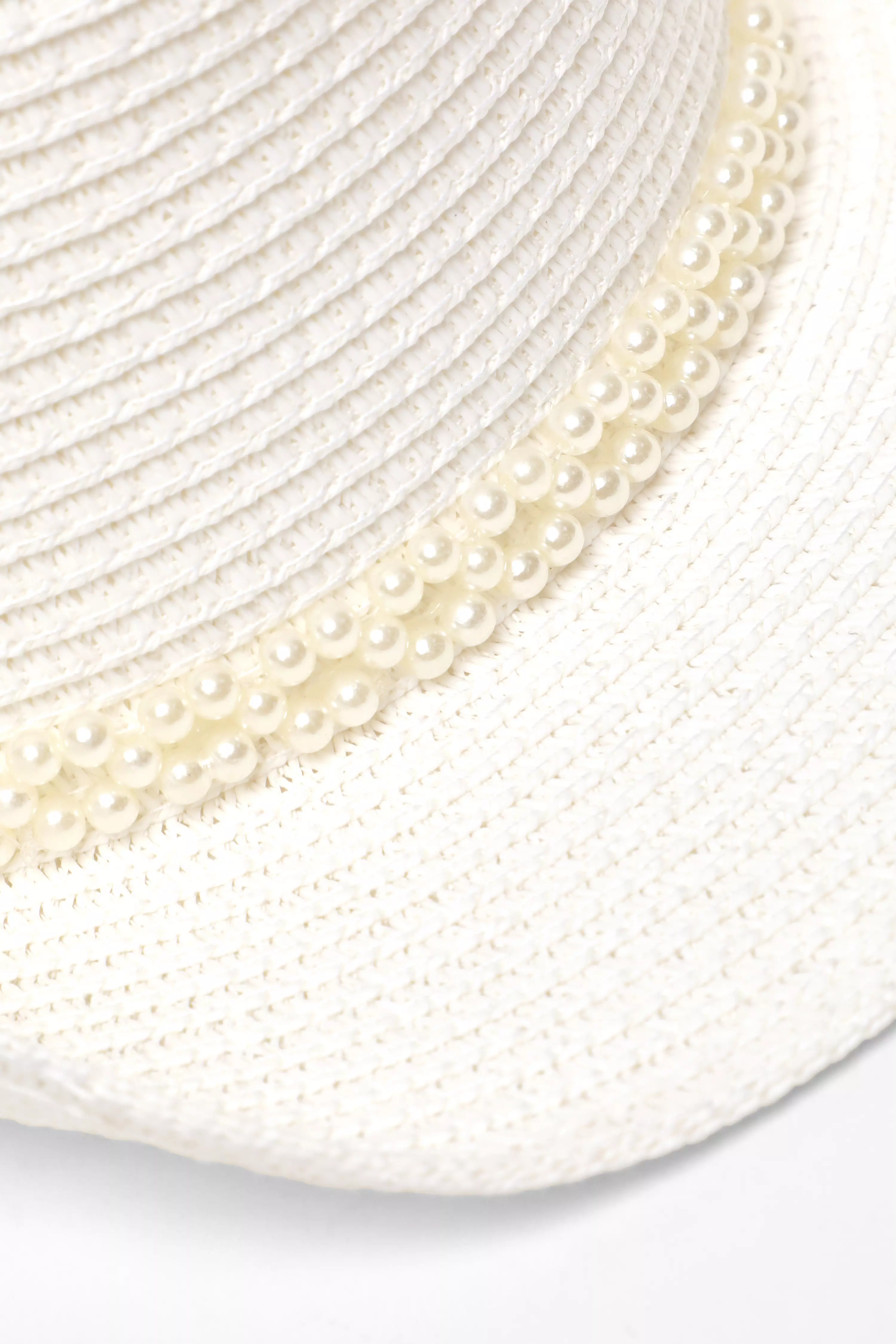 White Straw Pearl Trim Beach Hat