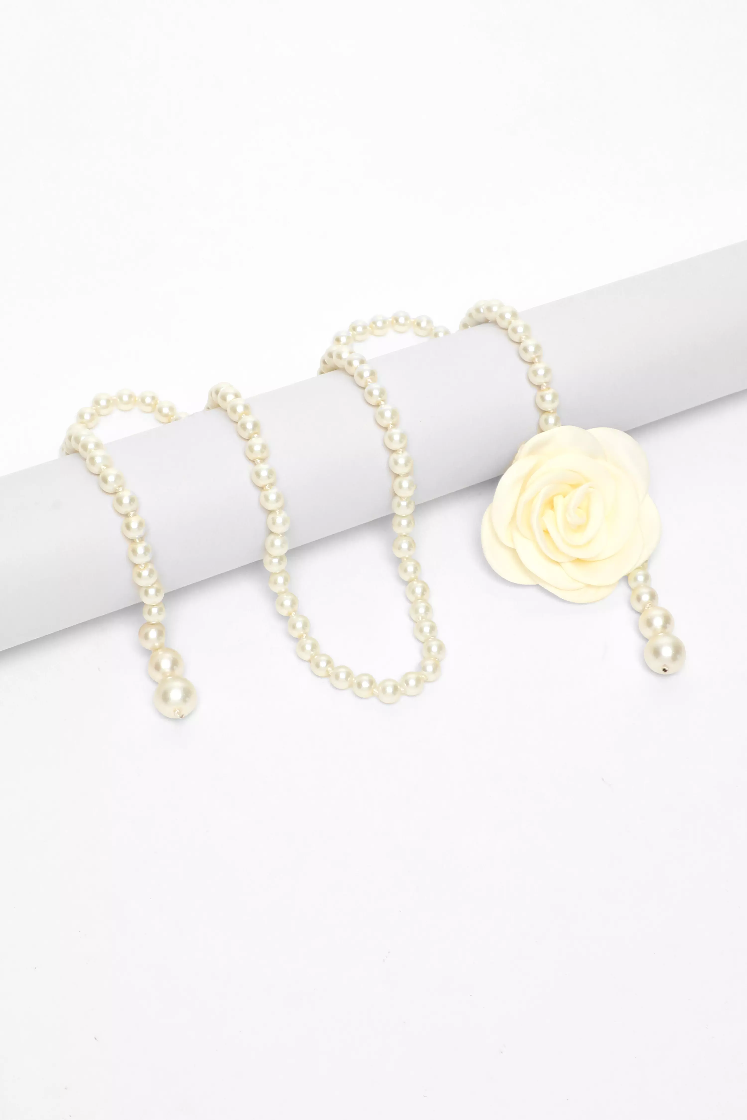 Cream Pearl Corsage Belt