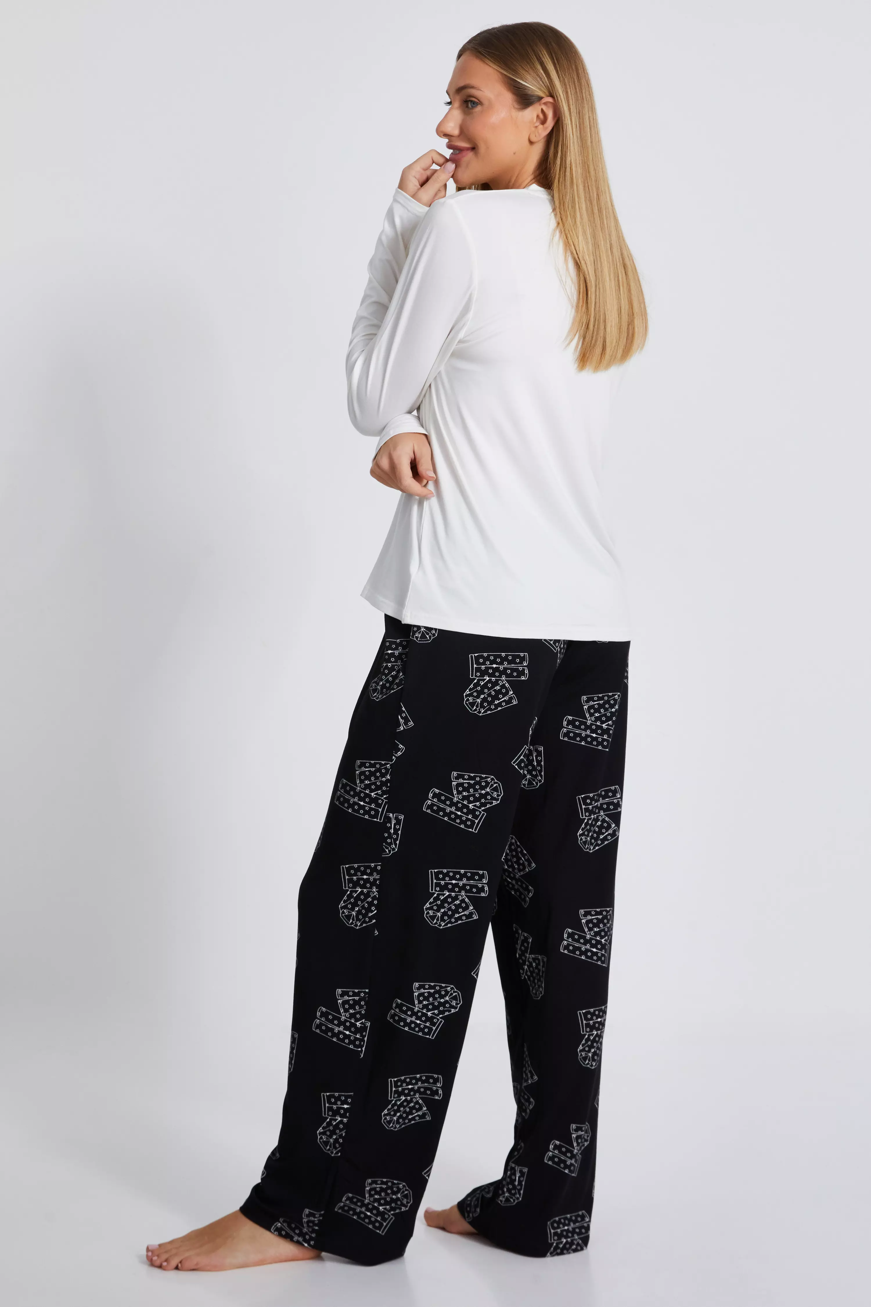 Black Slogan Pyjama Set