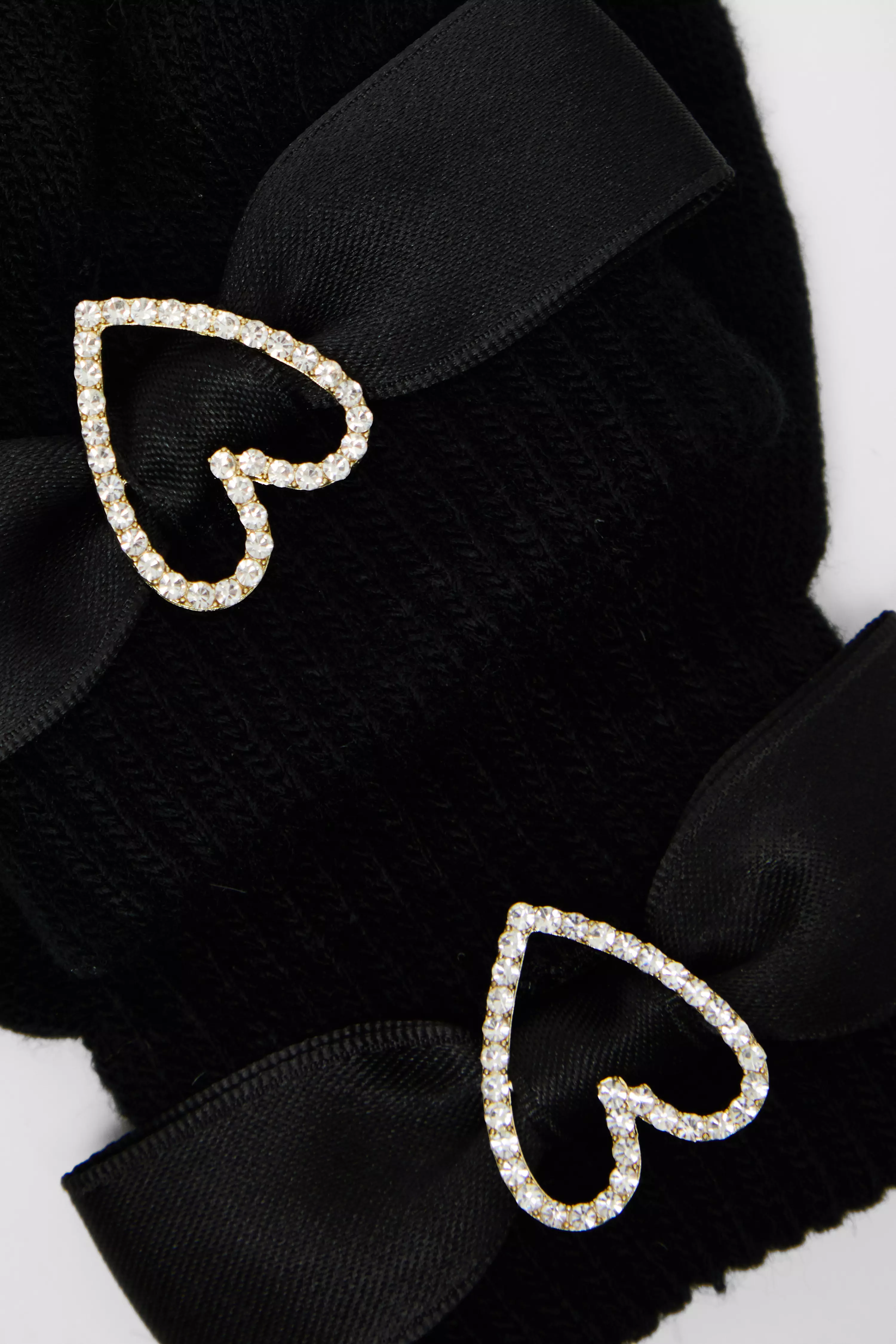 Black Diamante Bow Knit Glove