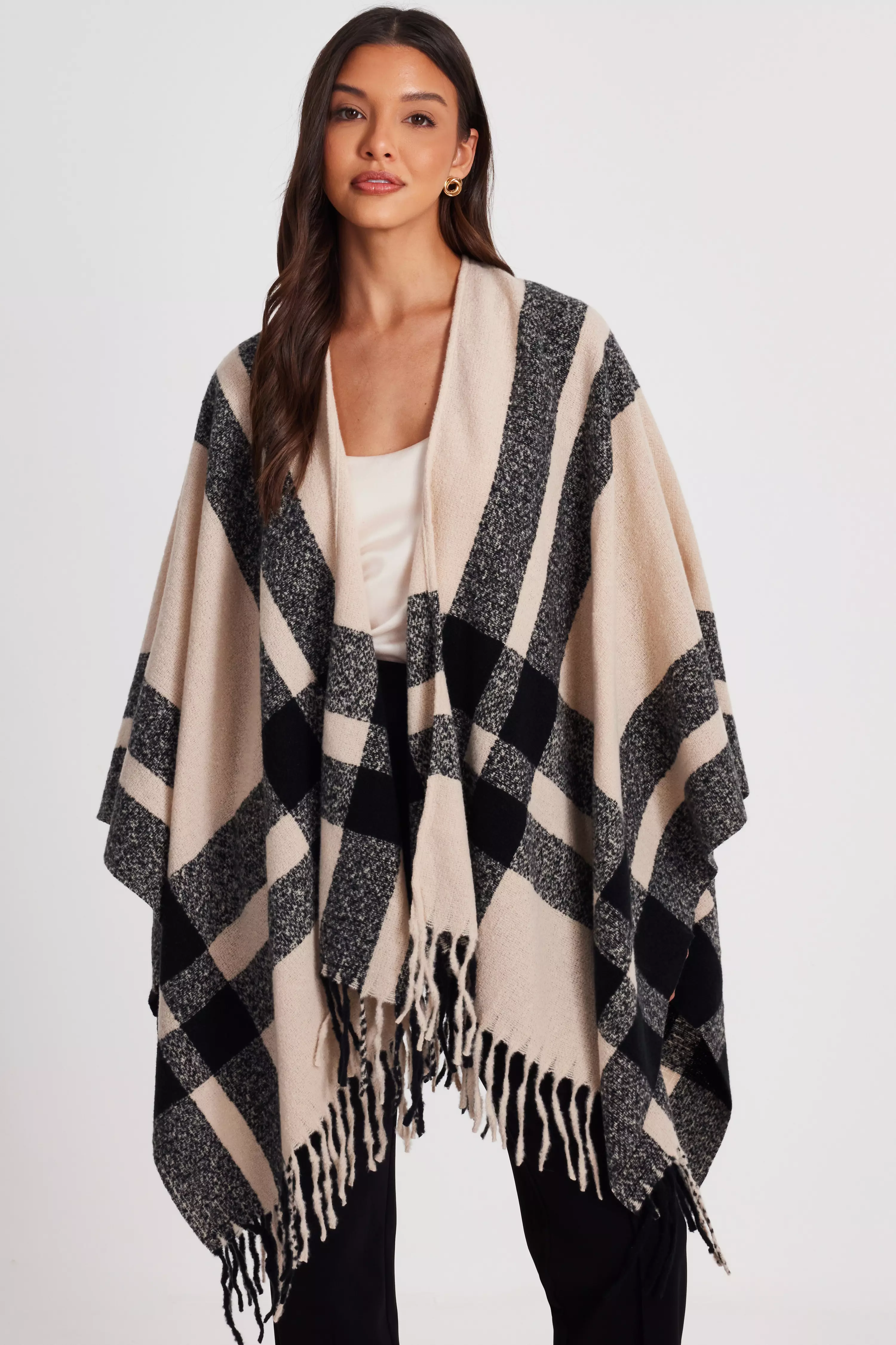 Cream Check Print Tassel Cape
