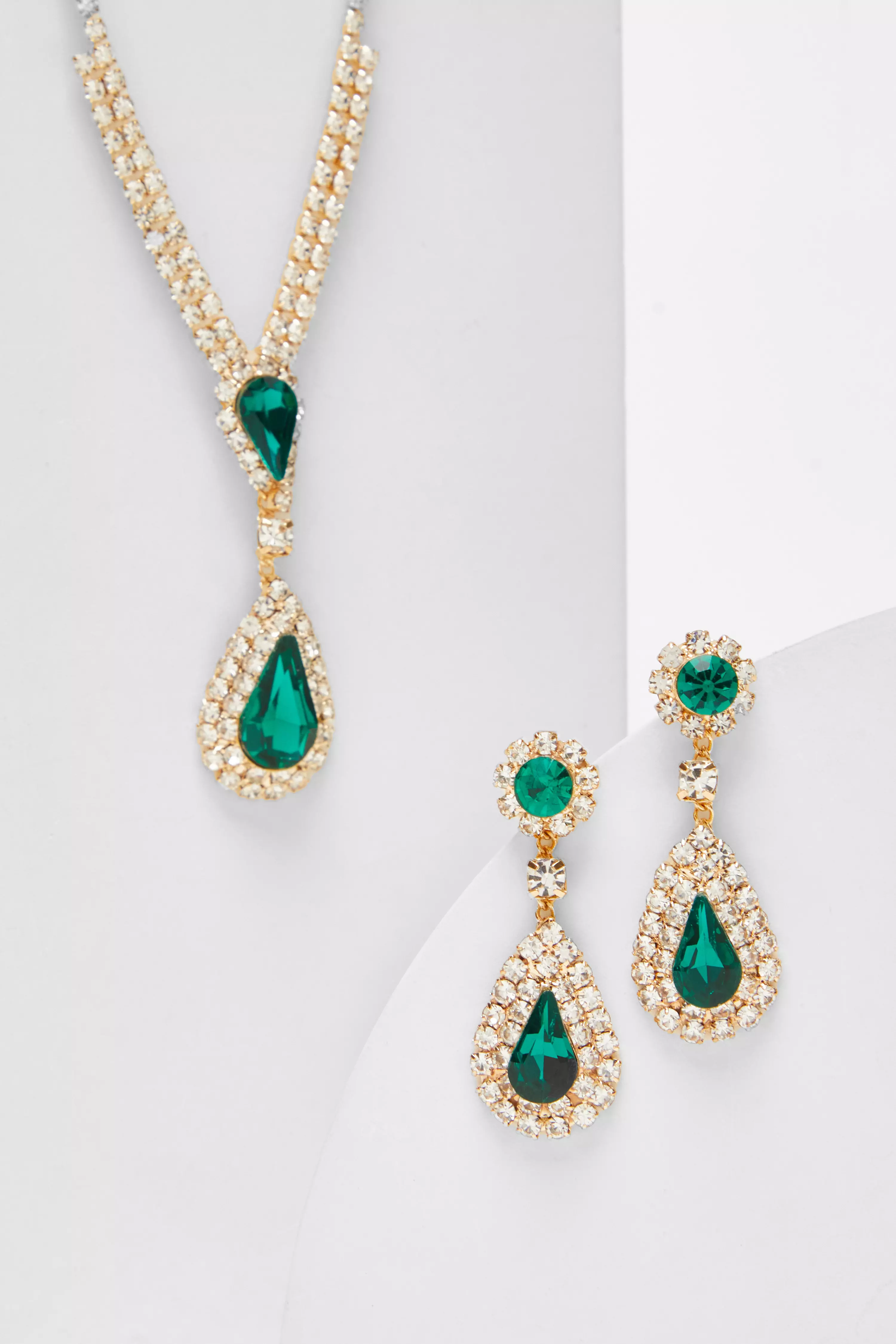 Green Teardrop Jewellery Set