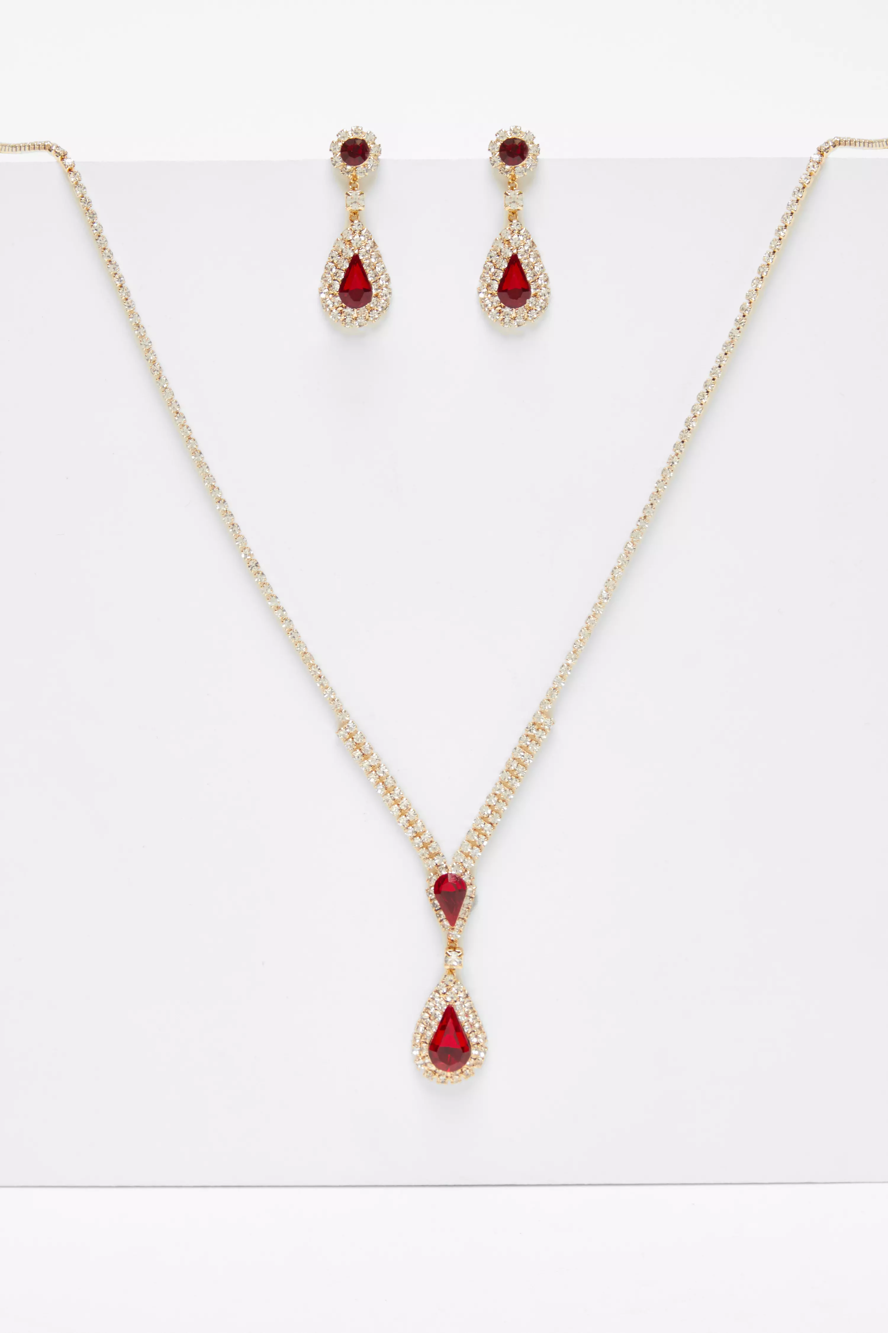 Red Teardrop Jewellery Set