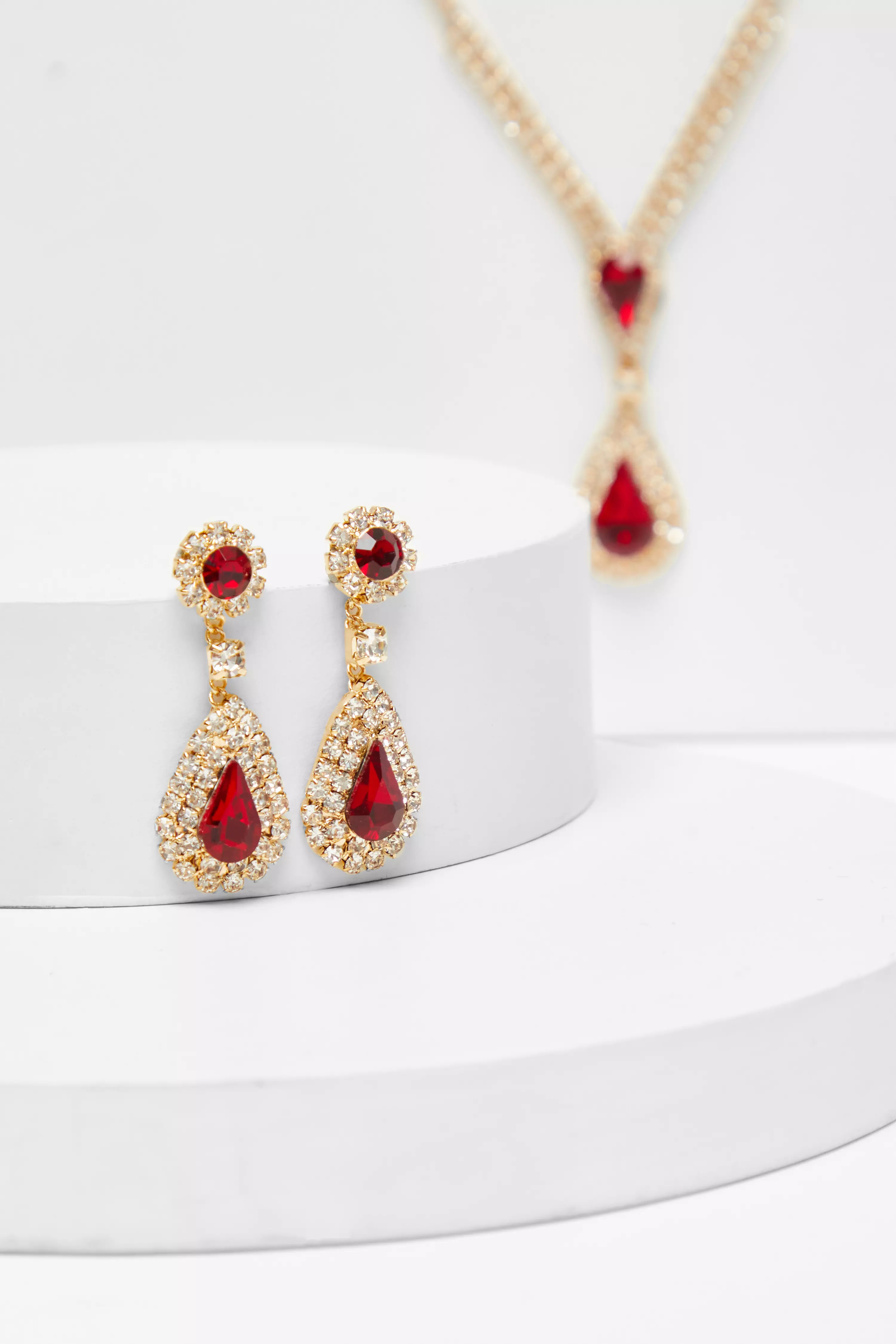 Red Teardrop Jewellery Set