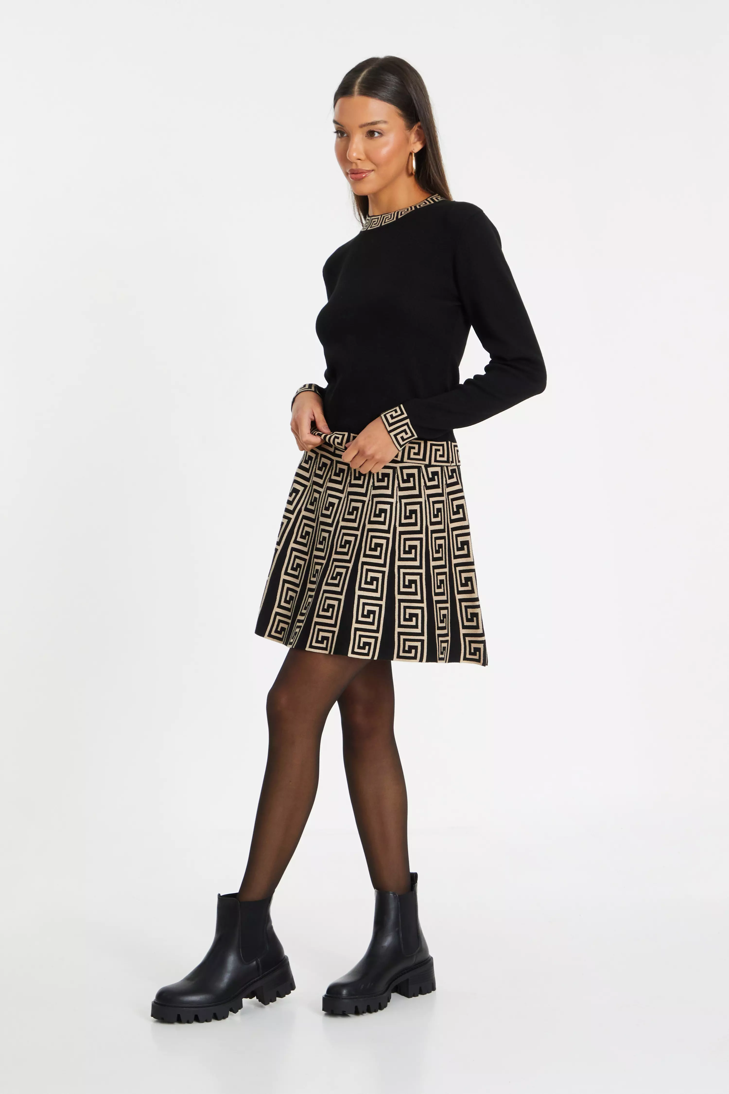 Black Knitted Geometric Trim Jumper