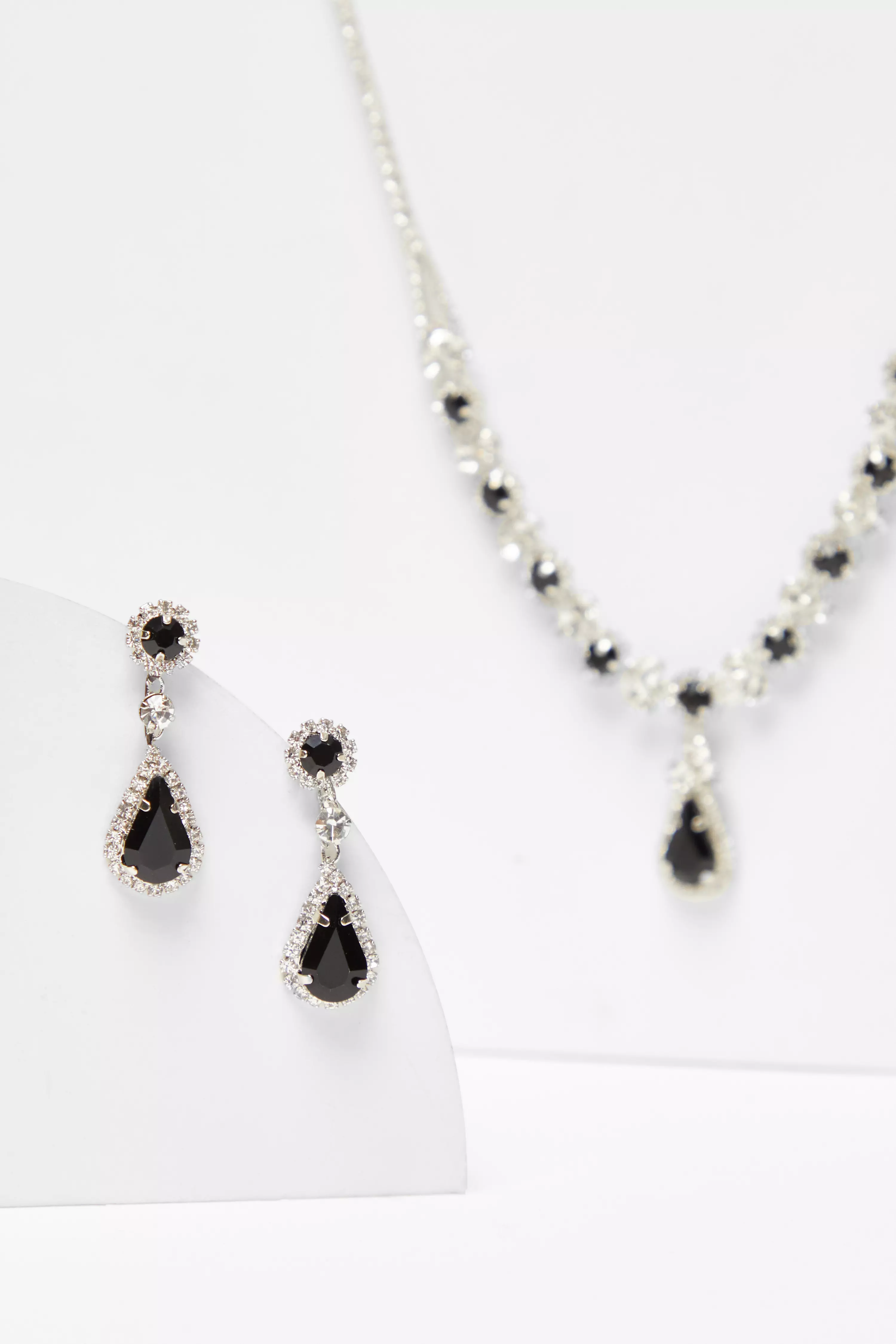 Black Diamante Teardrop Jewellery Set