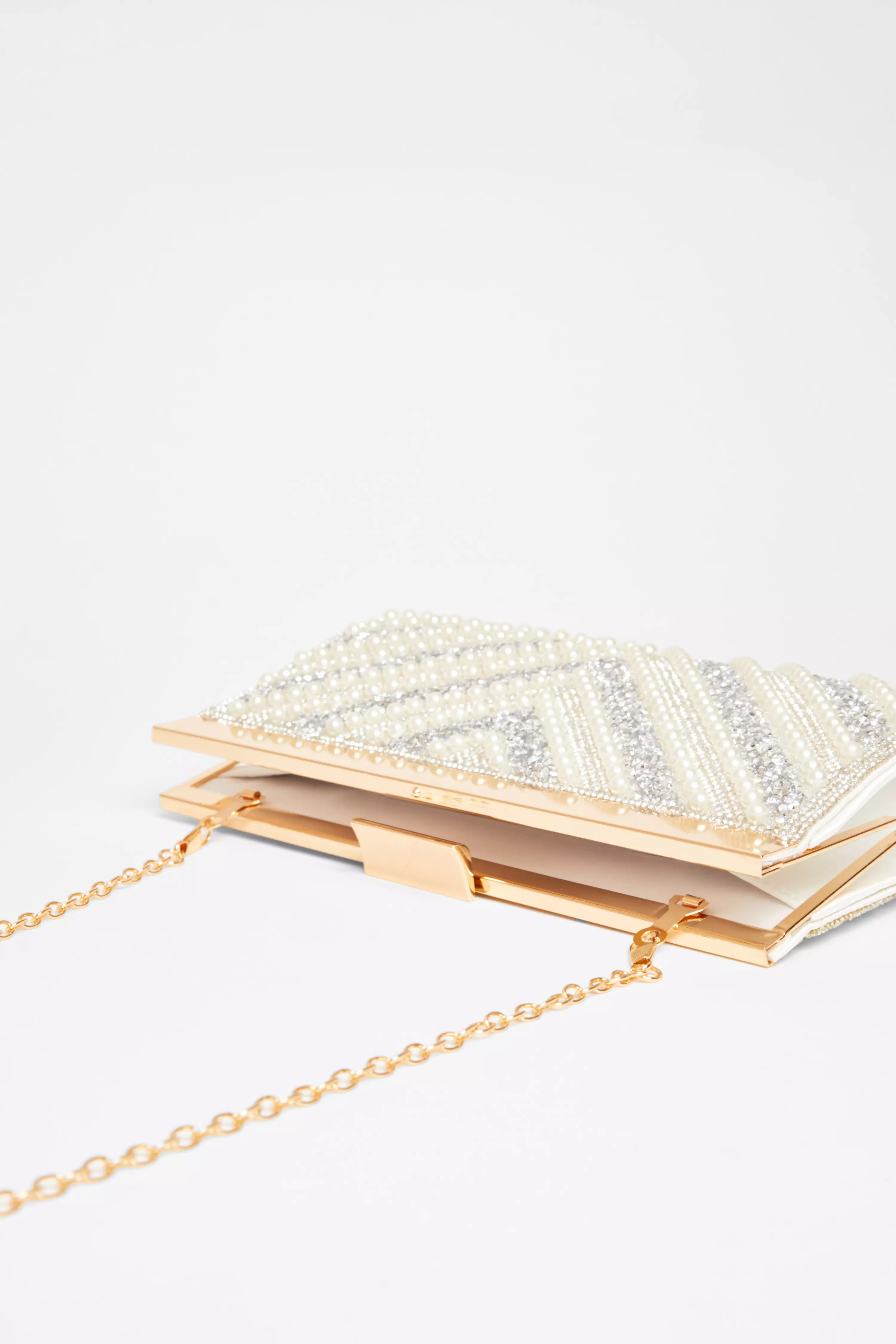 White Bridal Embellished Clutch Bag