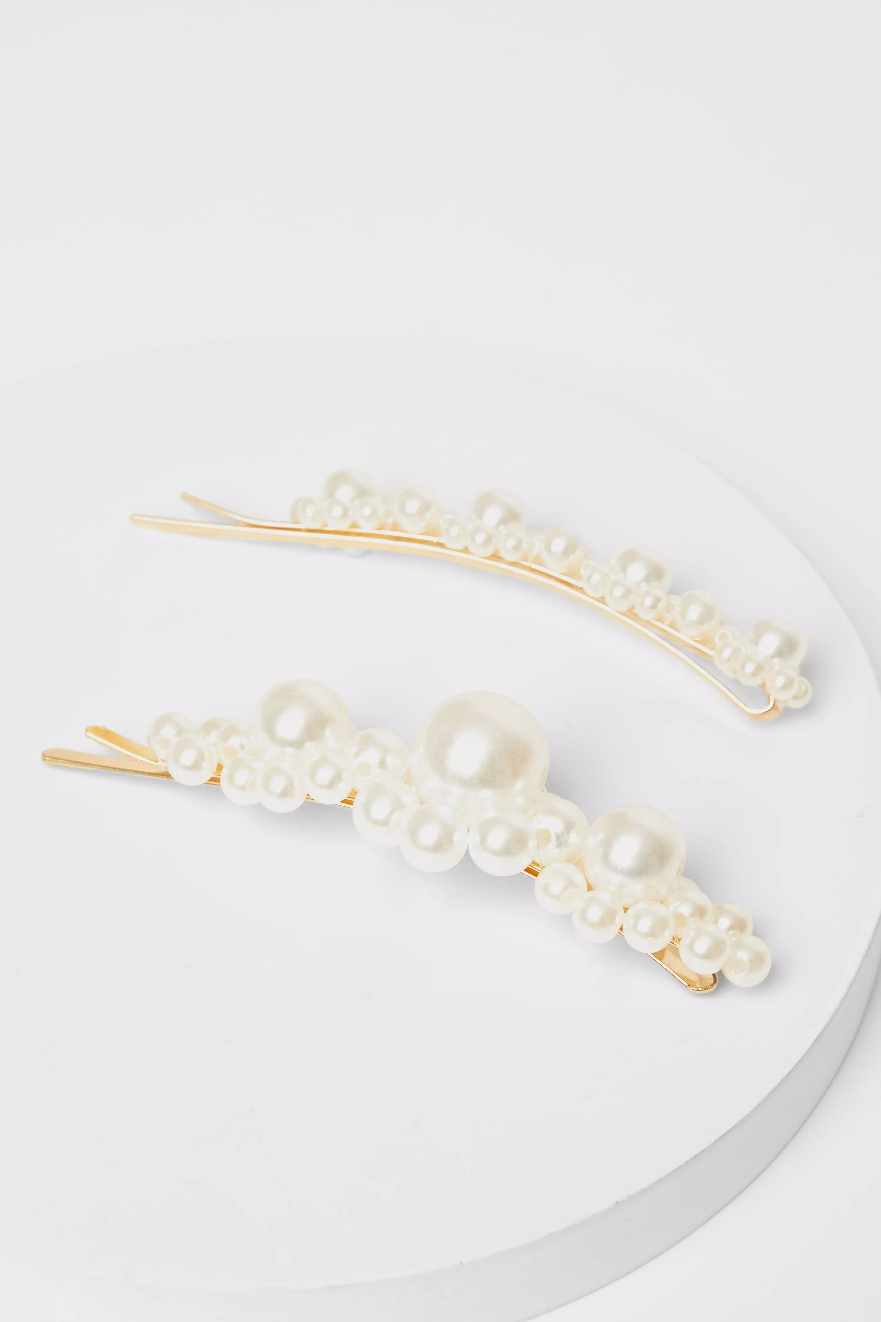 White Pearl Hair Slides