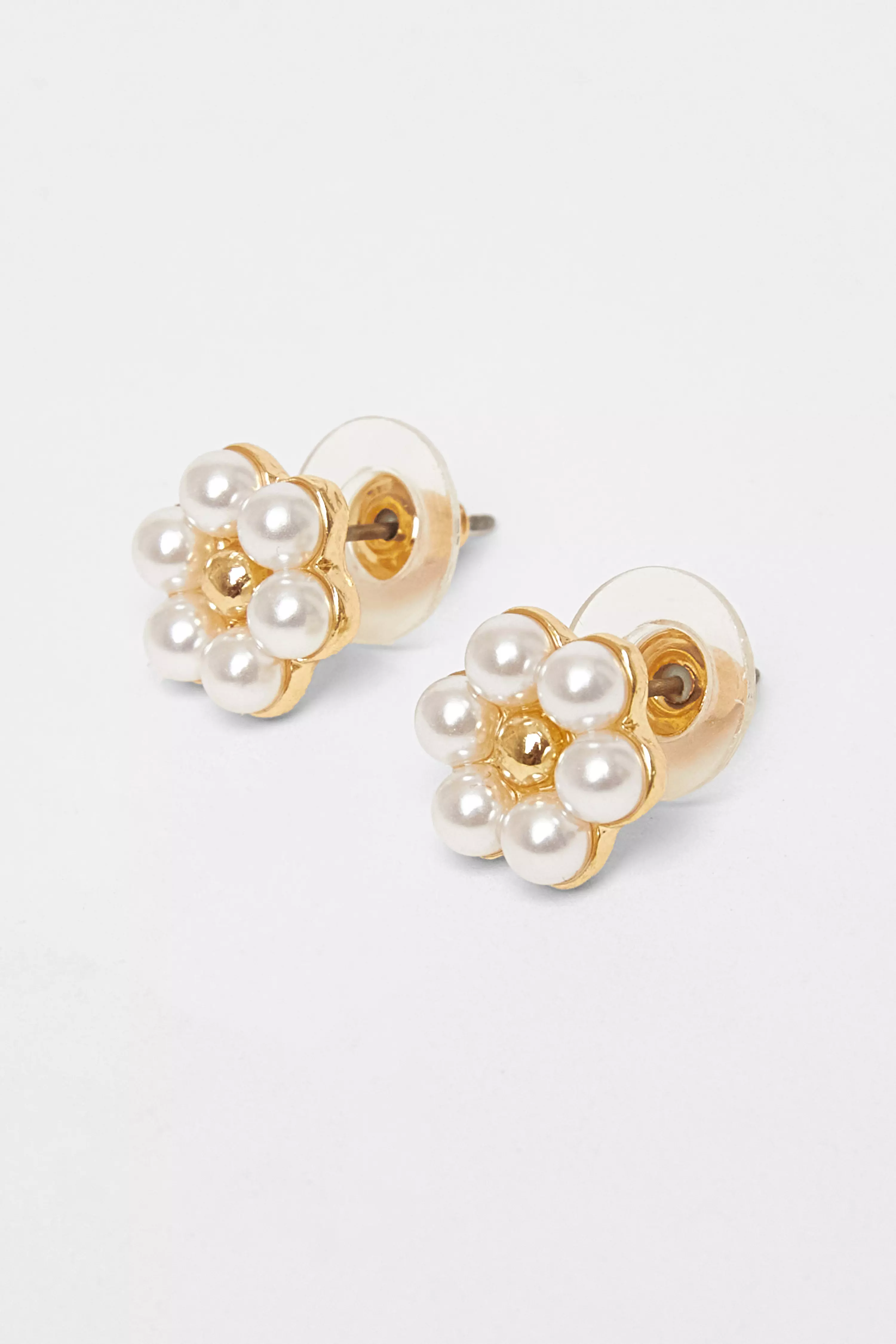 White Pearl Daisy Earrings