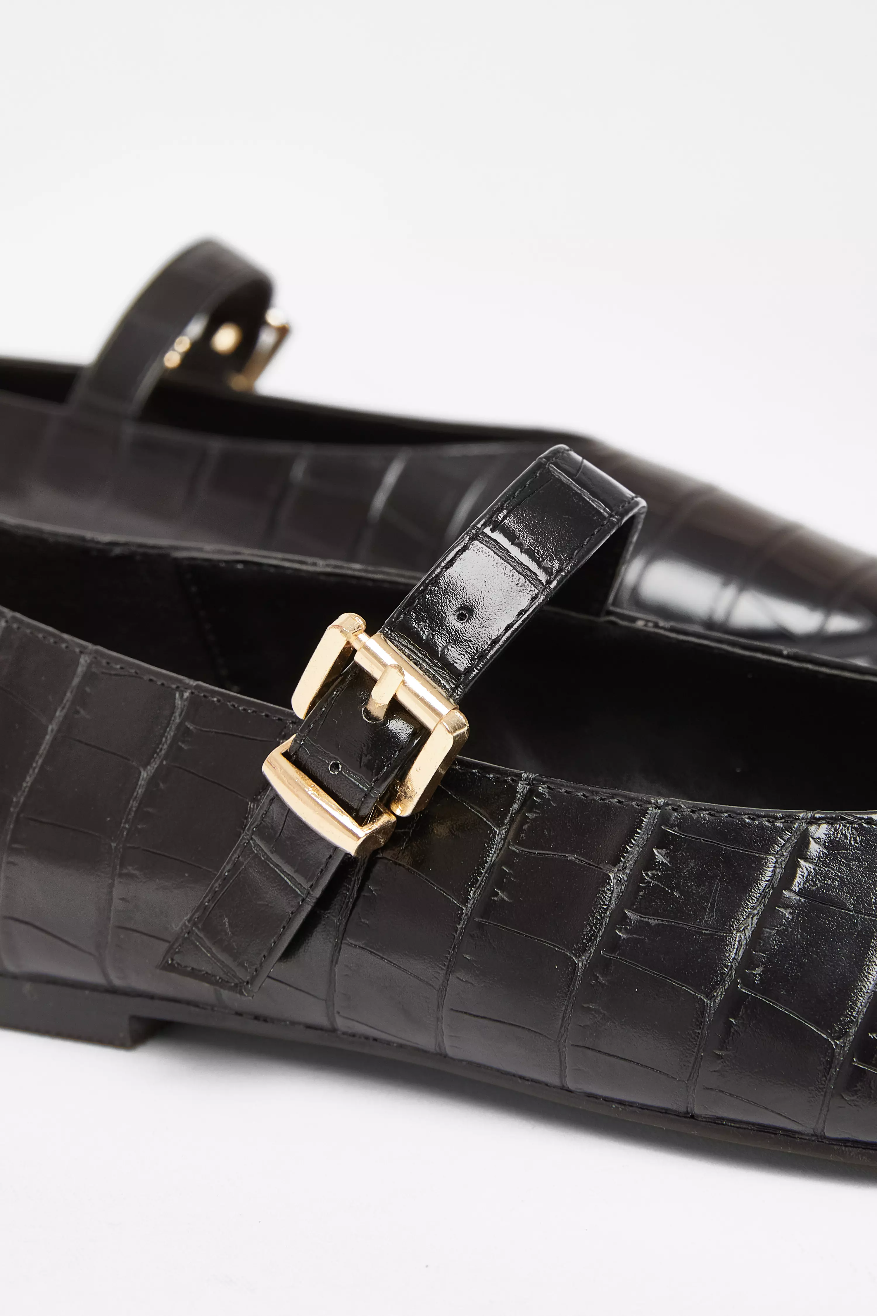 Black Faux Leather Croc Print Pumps