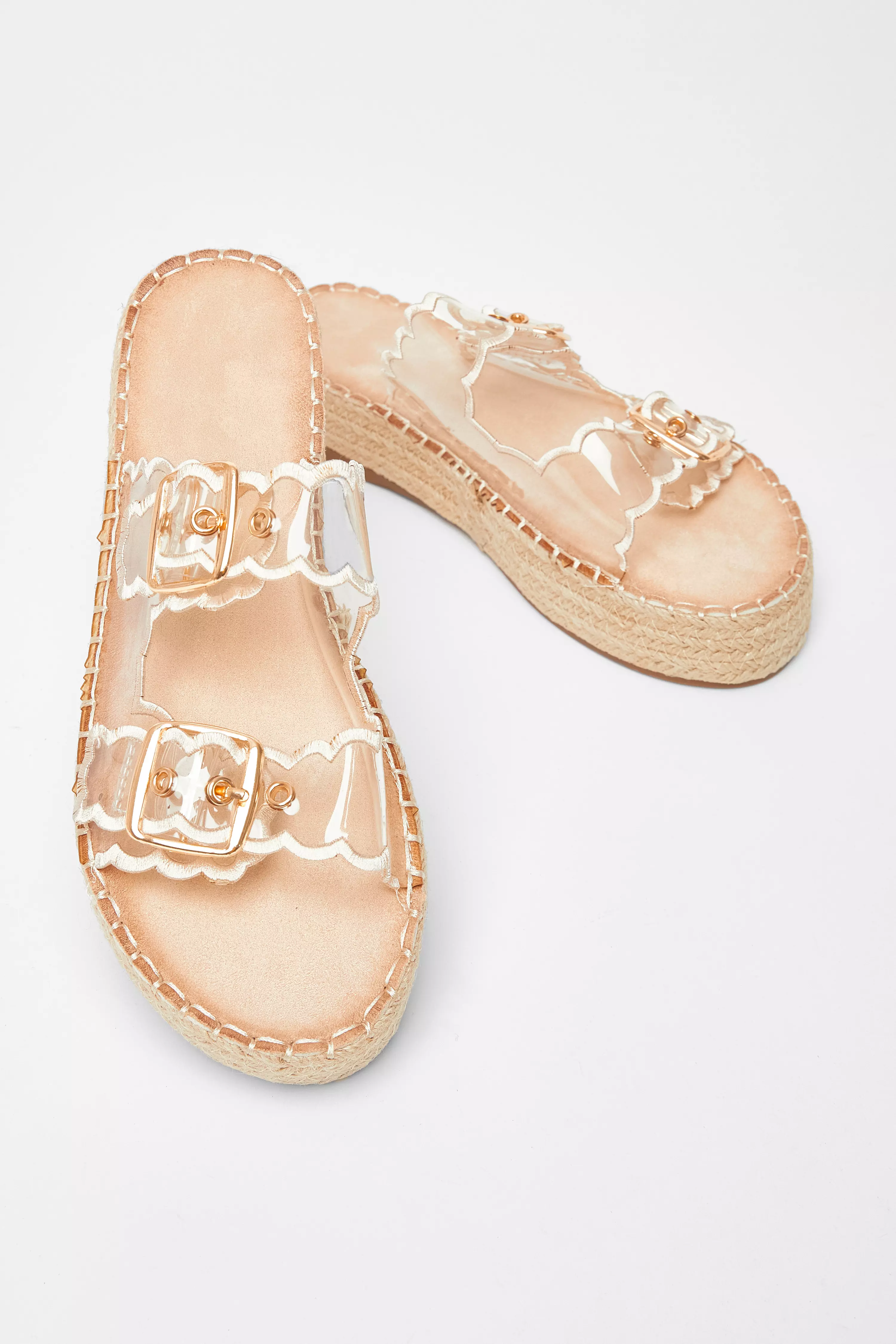 Nude Scallop Flatform Sandals