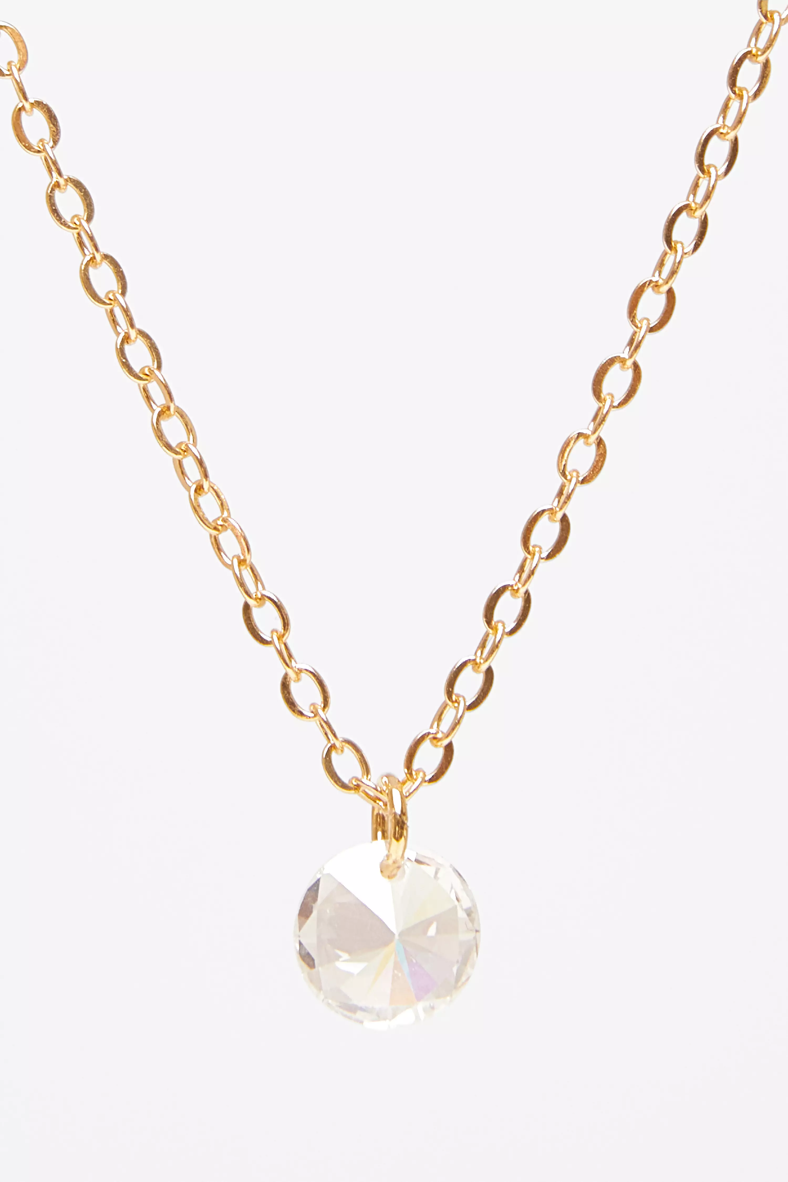 Gold Circle Pendant Necklace