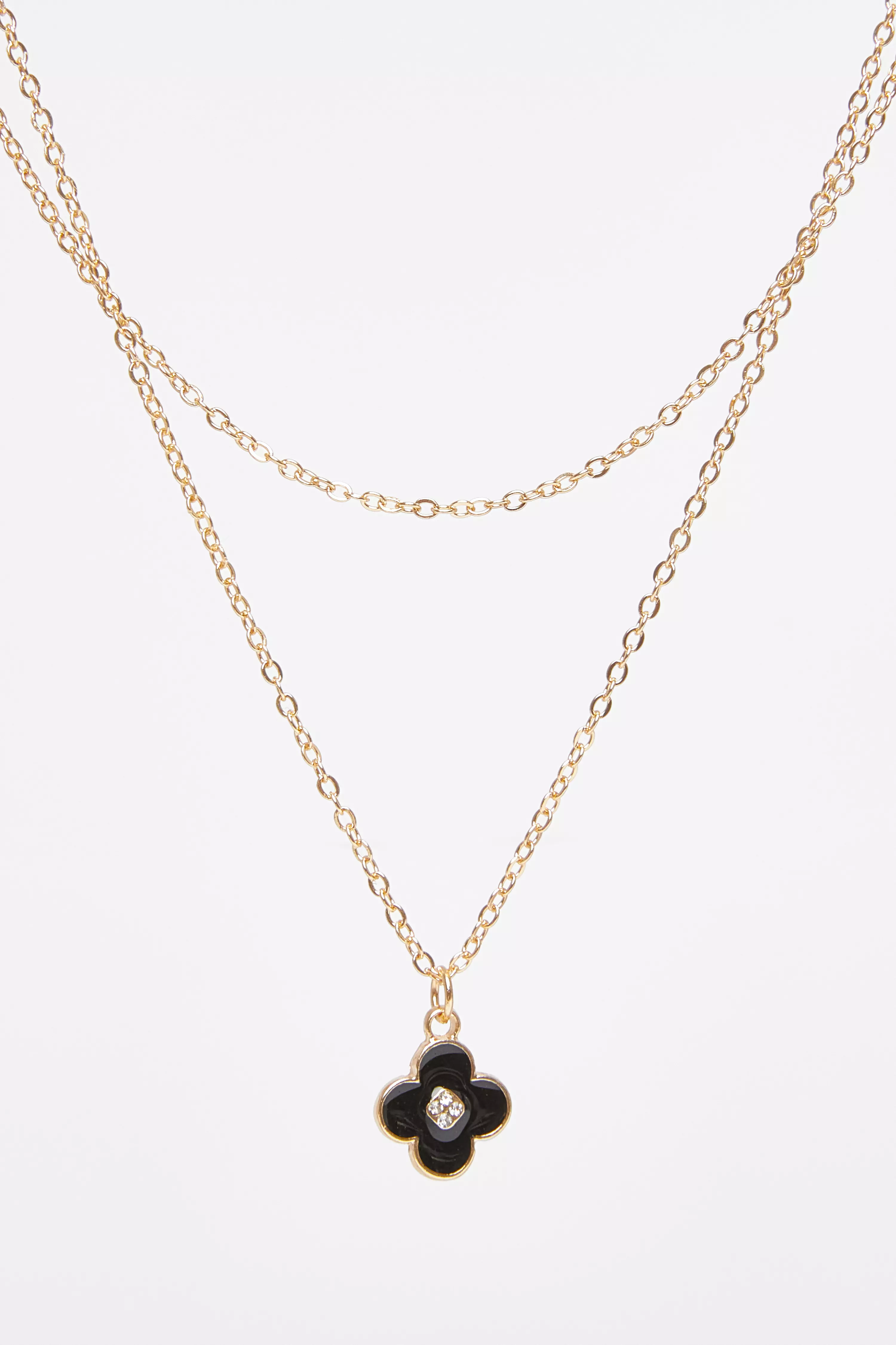 Black Clover Jewellery Set