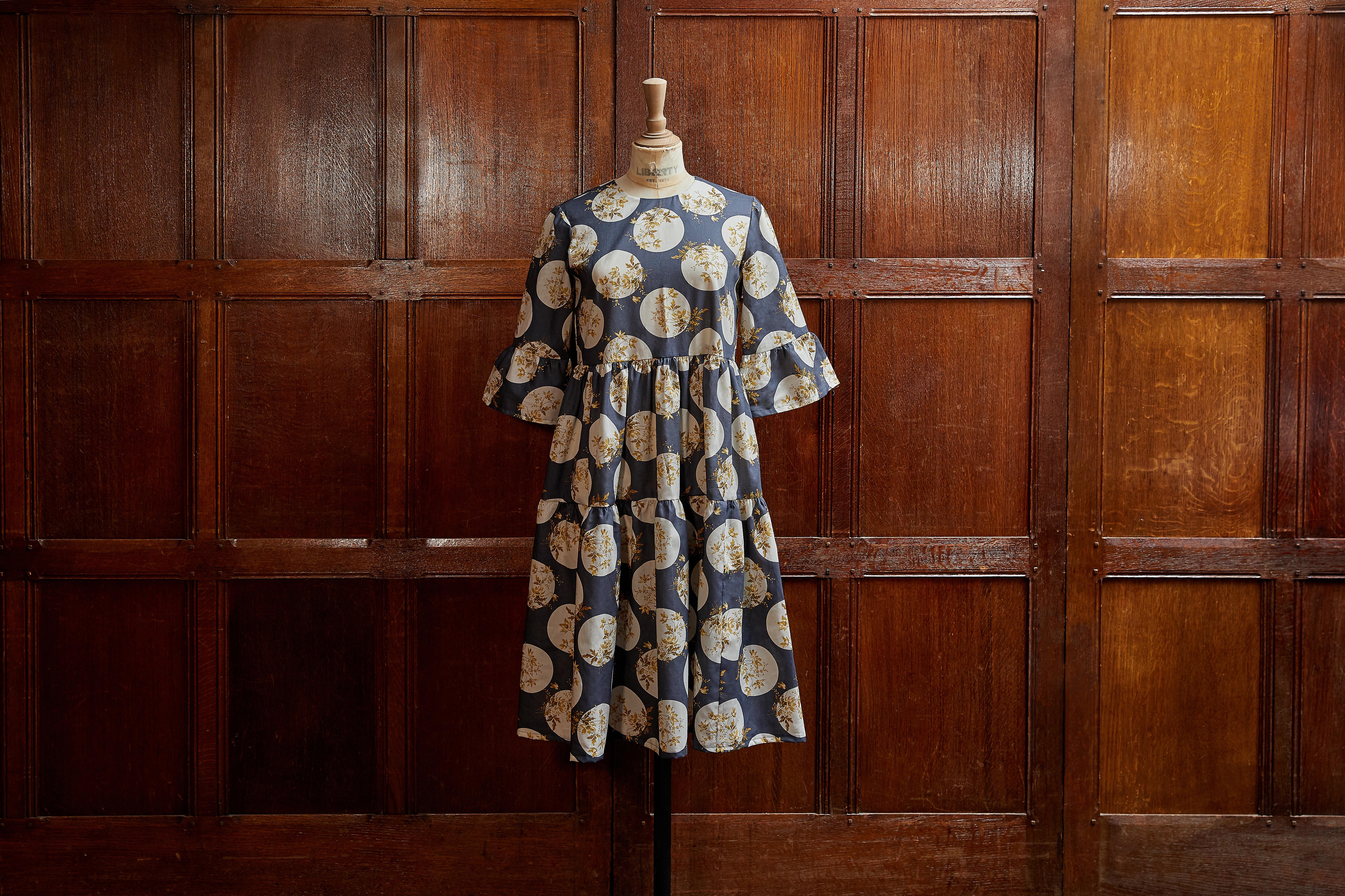 How to make a mixed prints Tiered Gathered dress /easy cutting and  Stitching. 