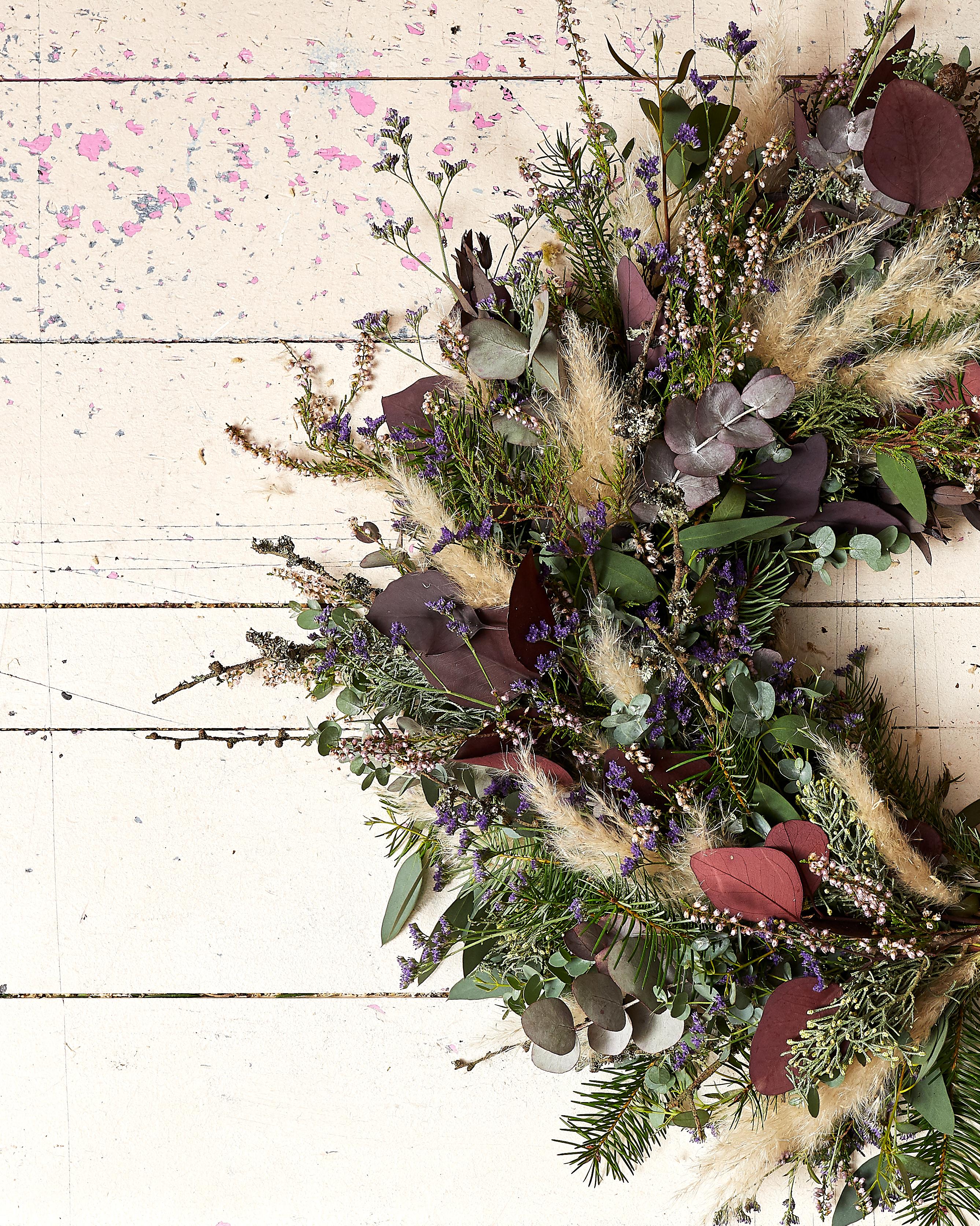 Everyday Floral Moss Wreath– J Christopher Designs & More