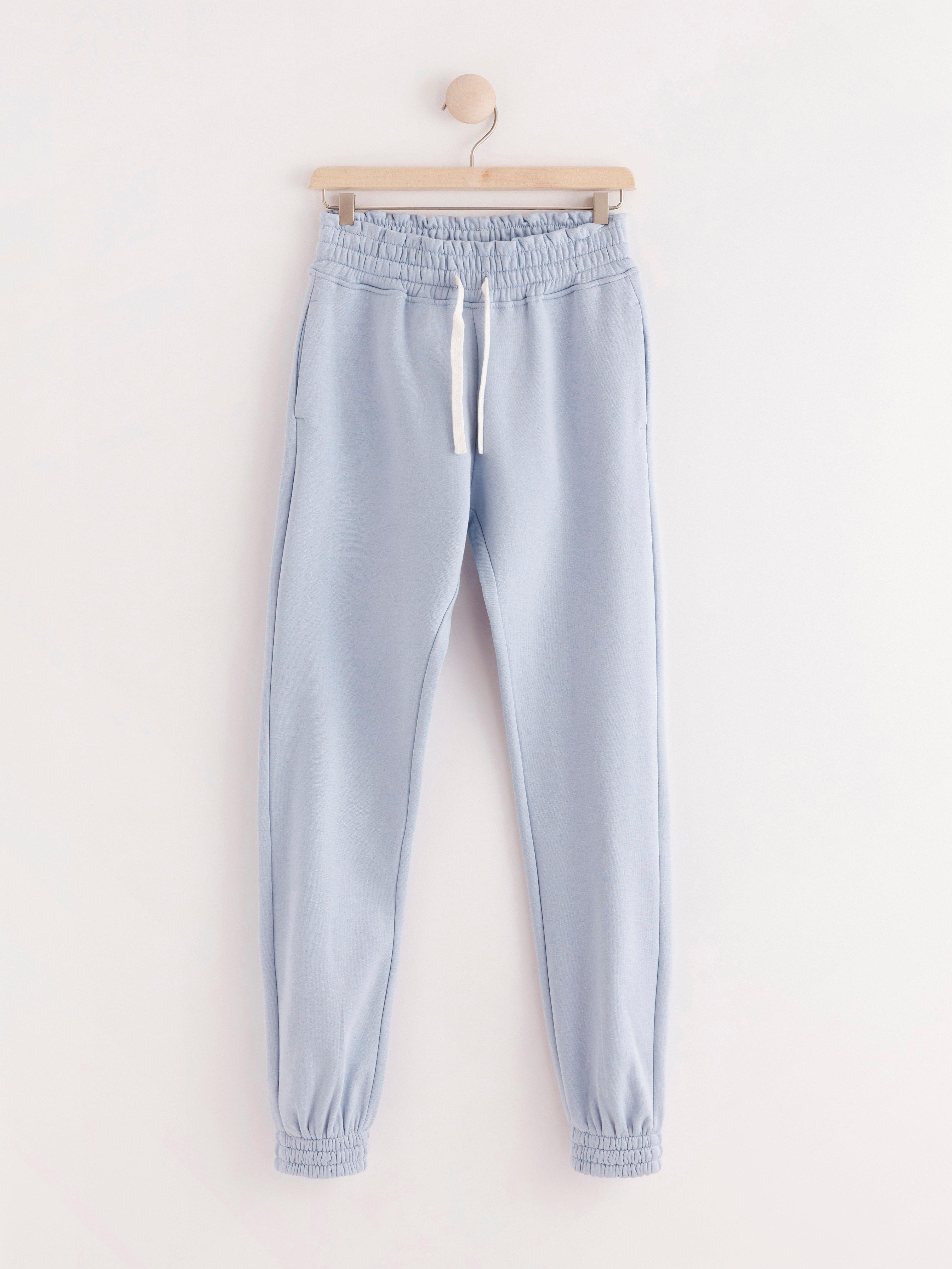 jeans with sweatpants inside