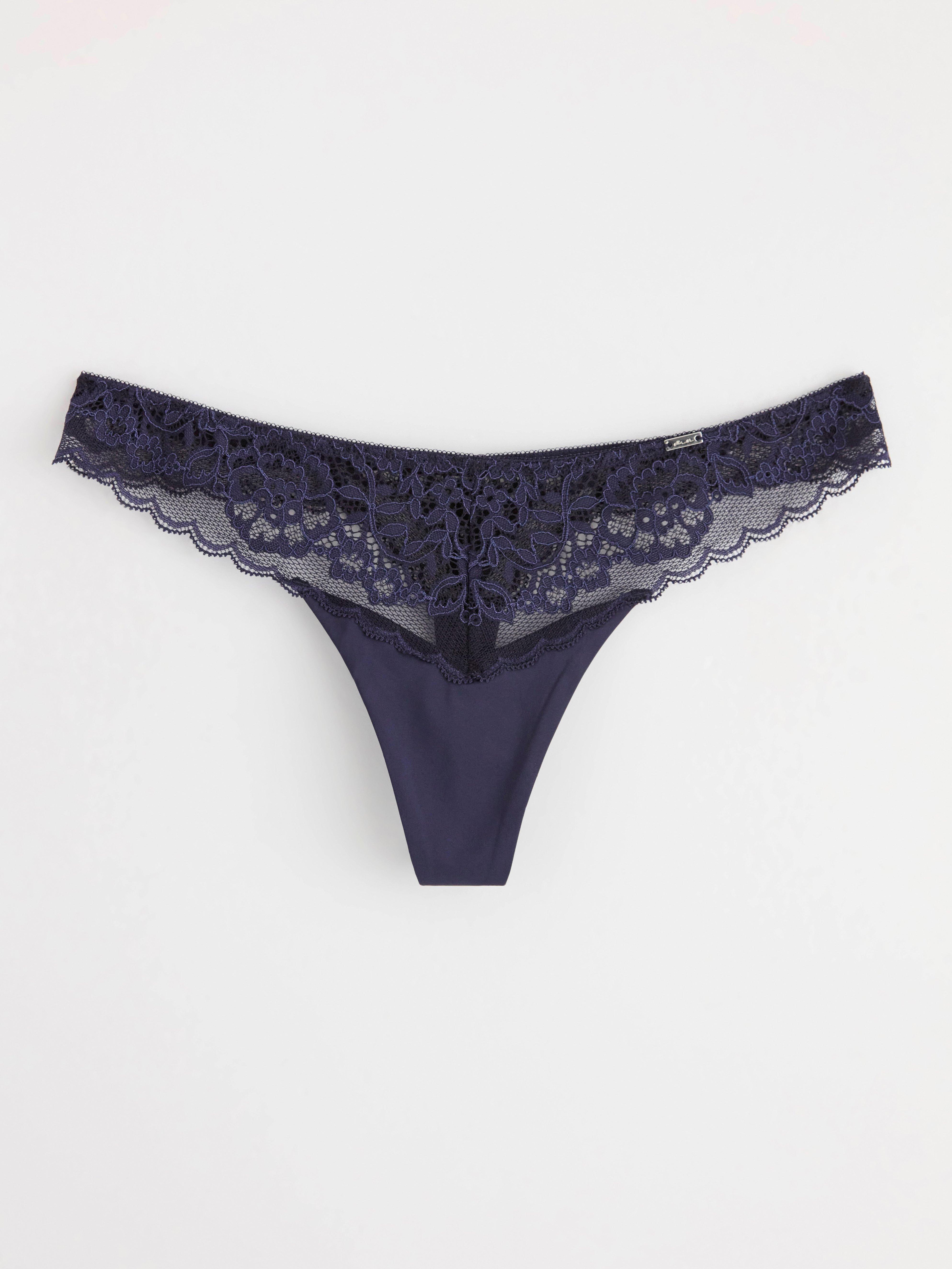 ella m – Thong low waist with lace