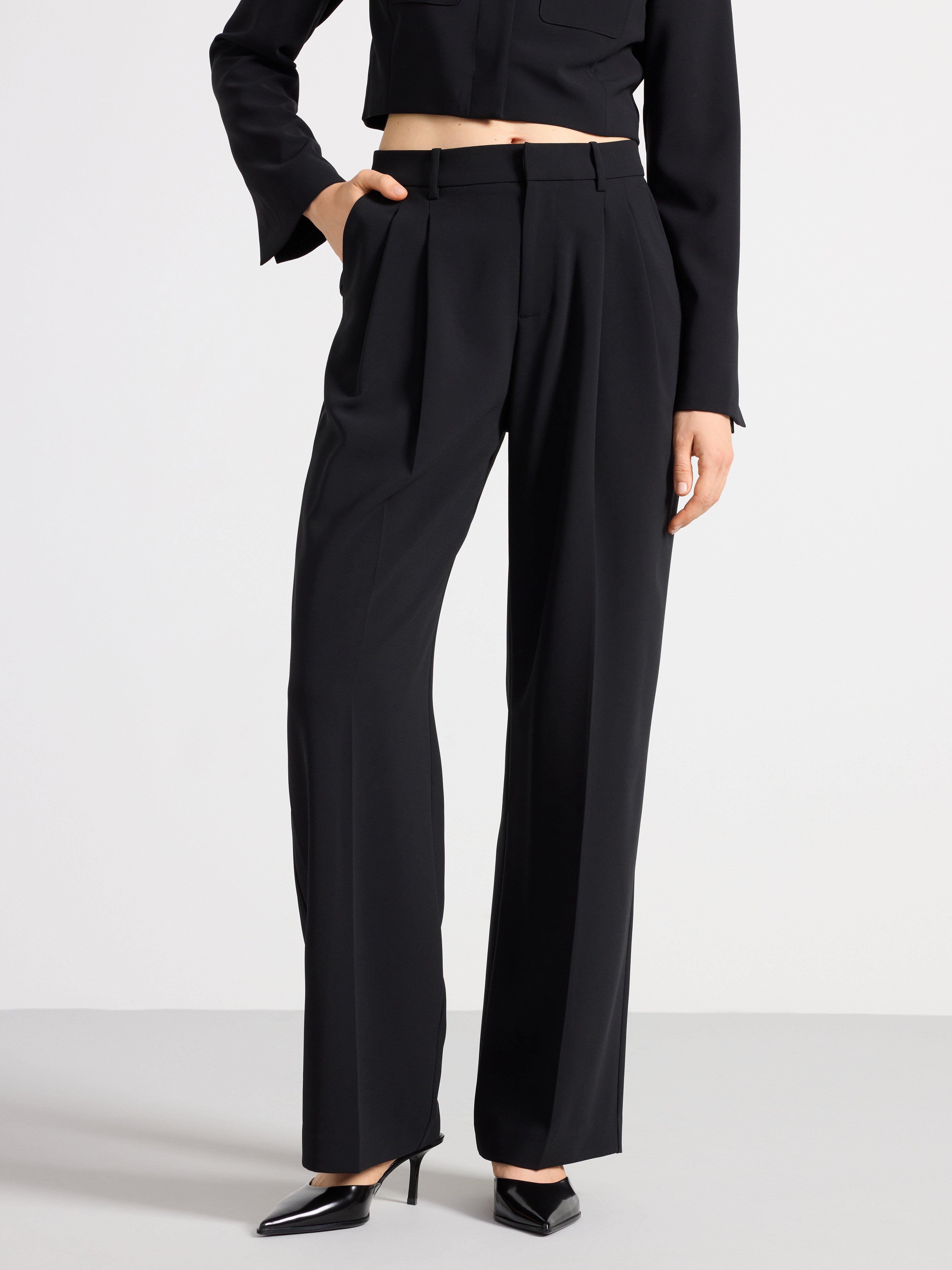 Trousers with high waist