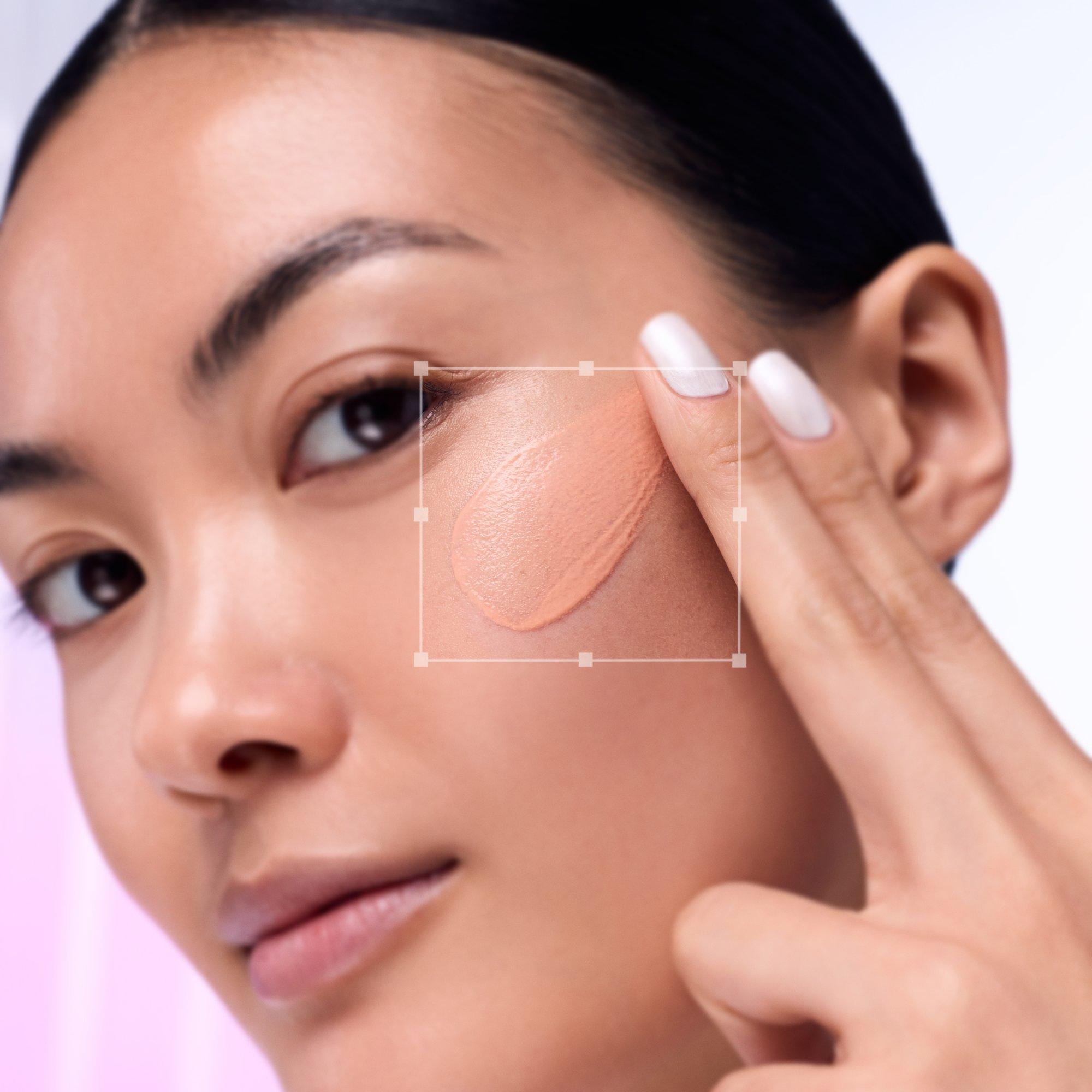 Upiększająca baza pod makijaż Soft Balance – Application Full Face Light - Produkt 3 z 4