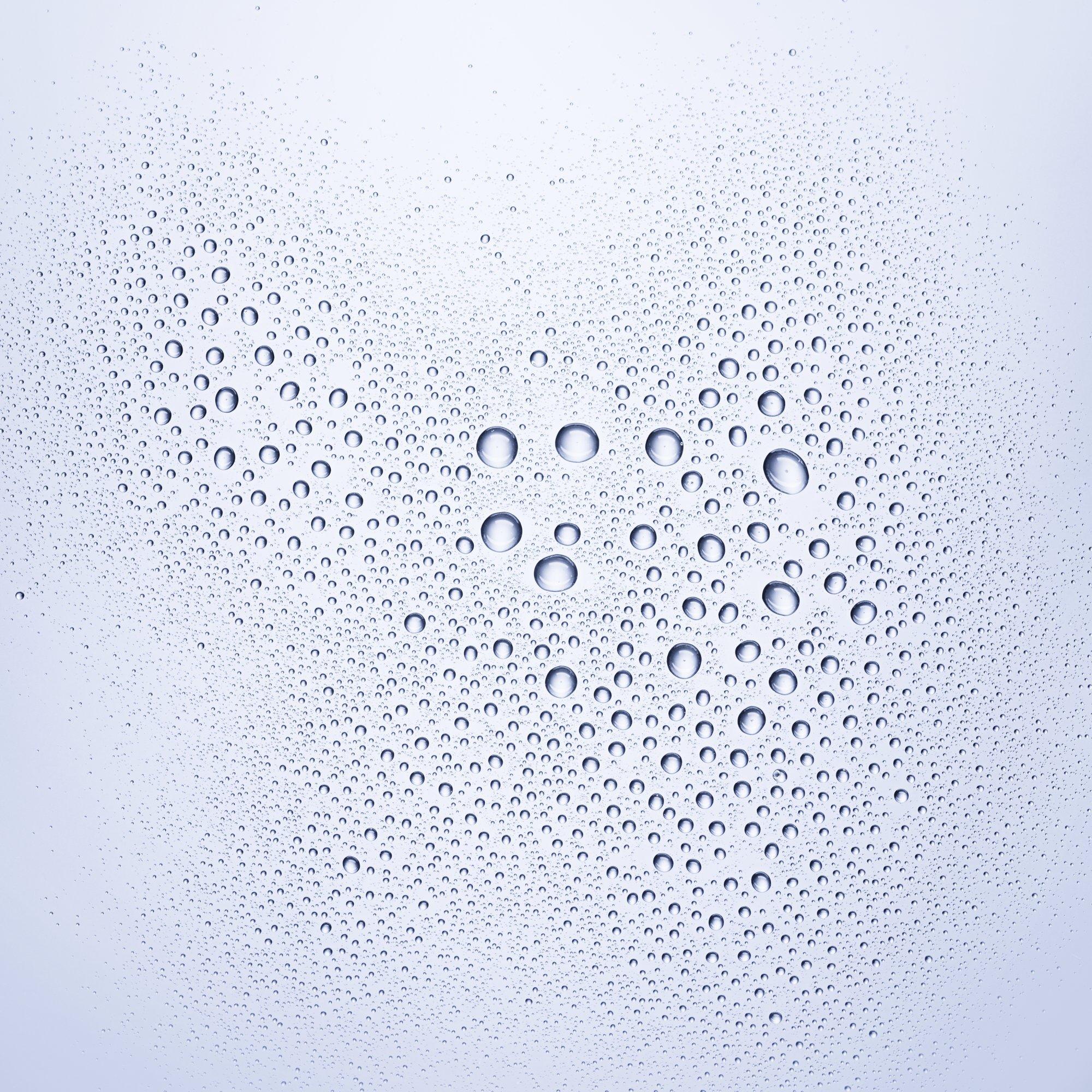 Hydro Hyaluronic Face Mist – Product Texture - Product item 2 of 4