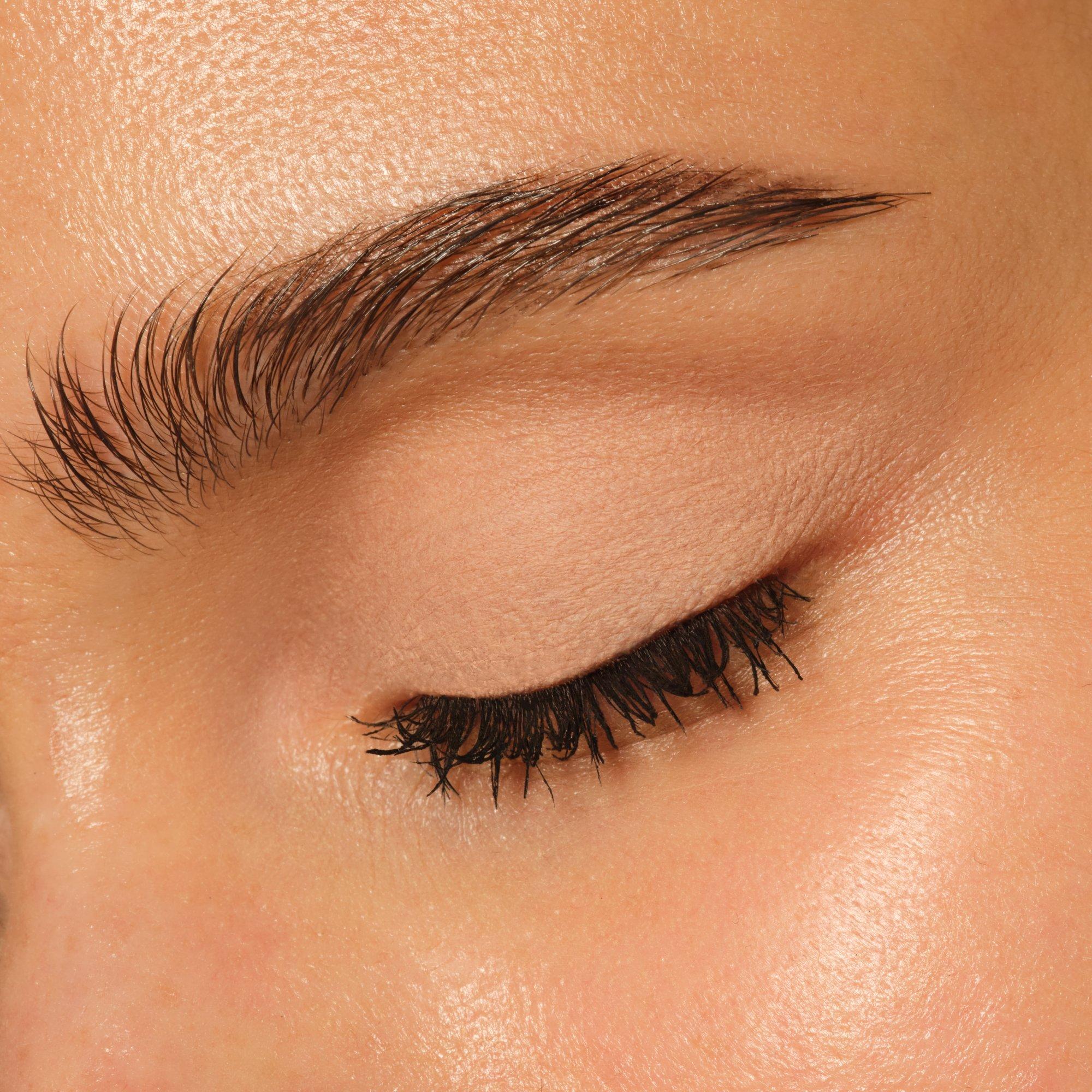 BLUR NUDE eyeshadow stick