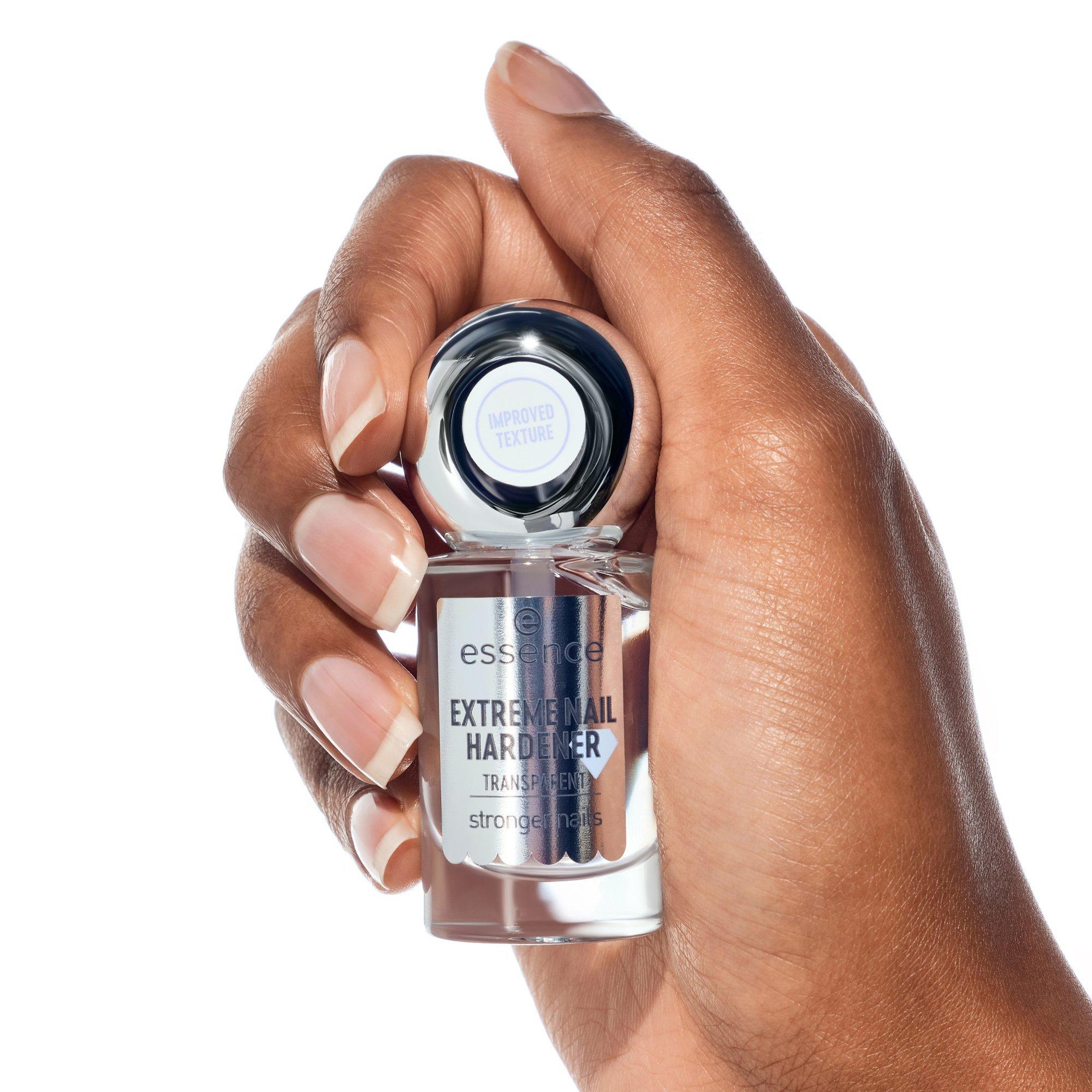 EXTREME NAIL HARDENER TRANSPARENT smalto unghie effetto rinforzante – Application Nail Dark - Product item 5 of 6