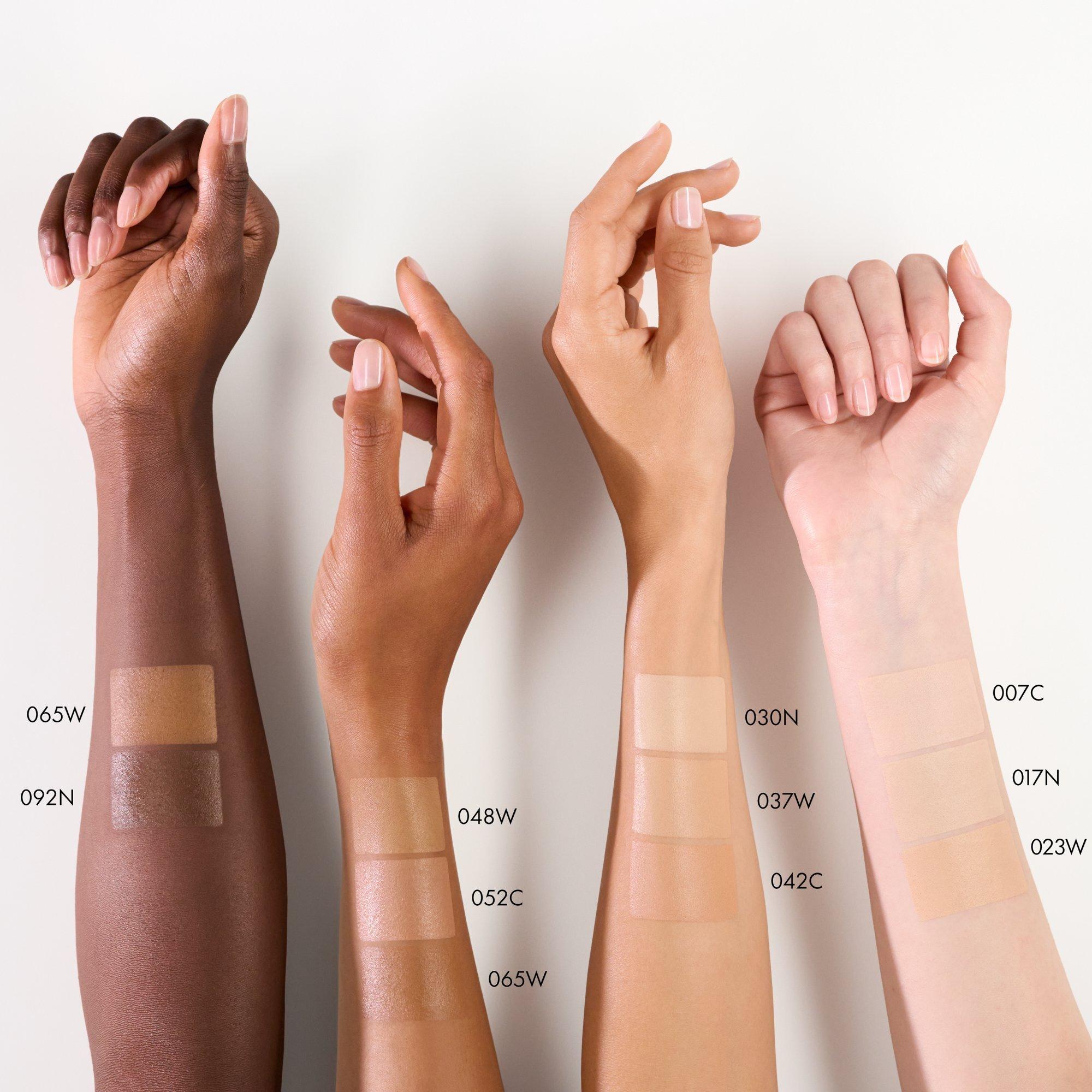 HD High Cover Concealer – Application Swatch Together - Productitem 3 van 7