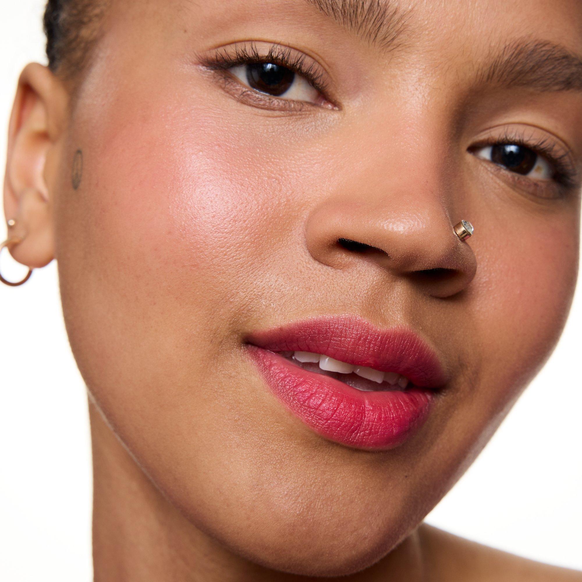 JUICY TINT lip marker – Application Full Face Medium - Product item 11 of 13
