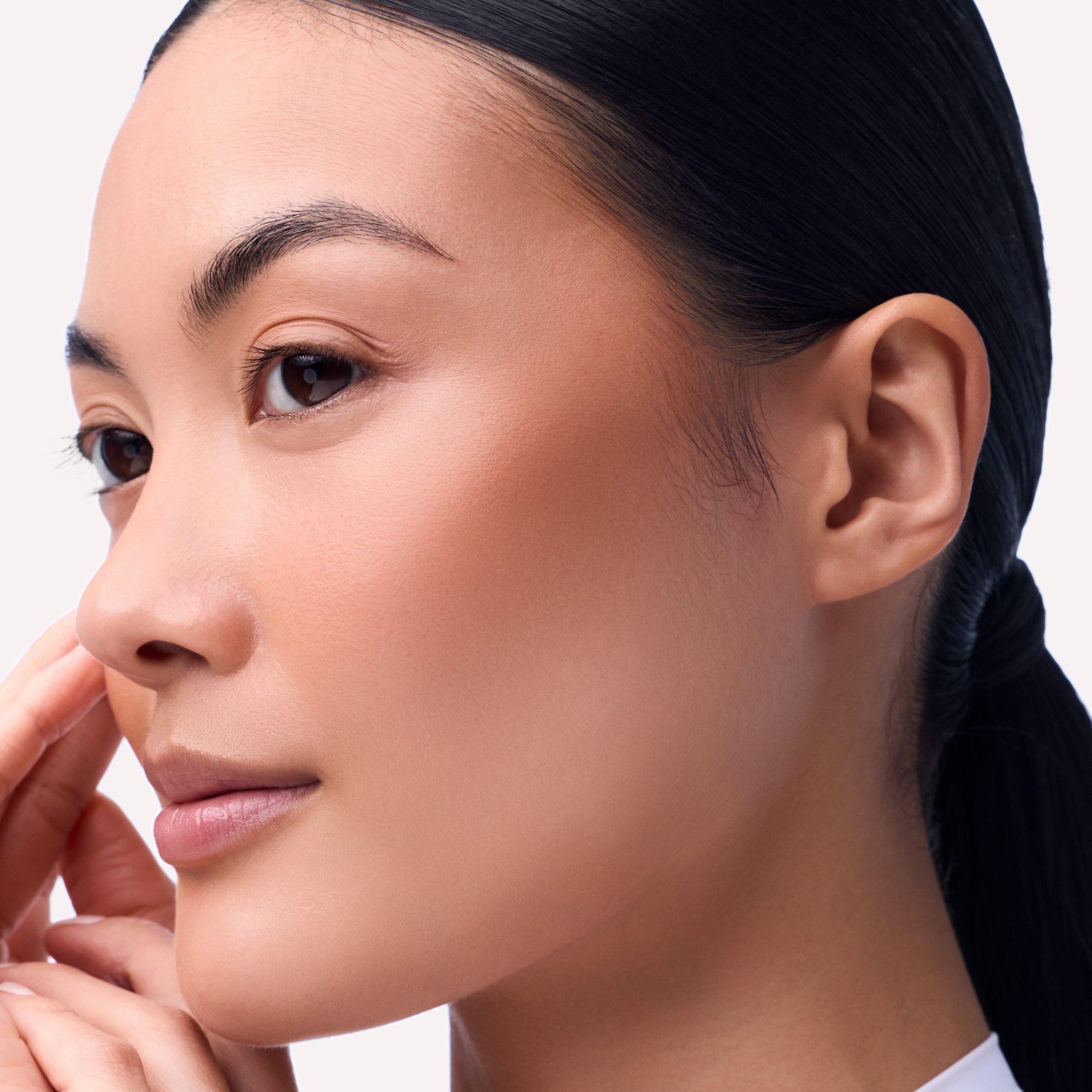 Sun Glow Matt Bronzing Powder – Application Full Face Light - Product item 5 of 8