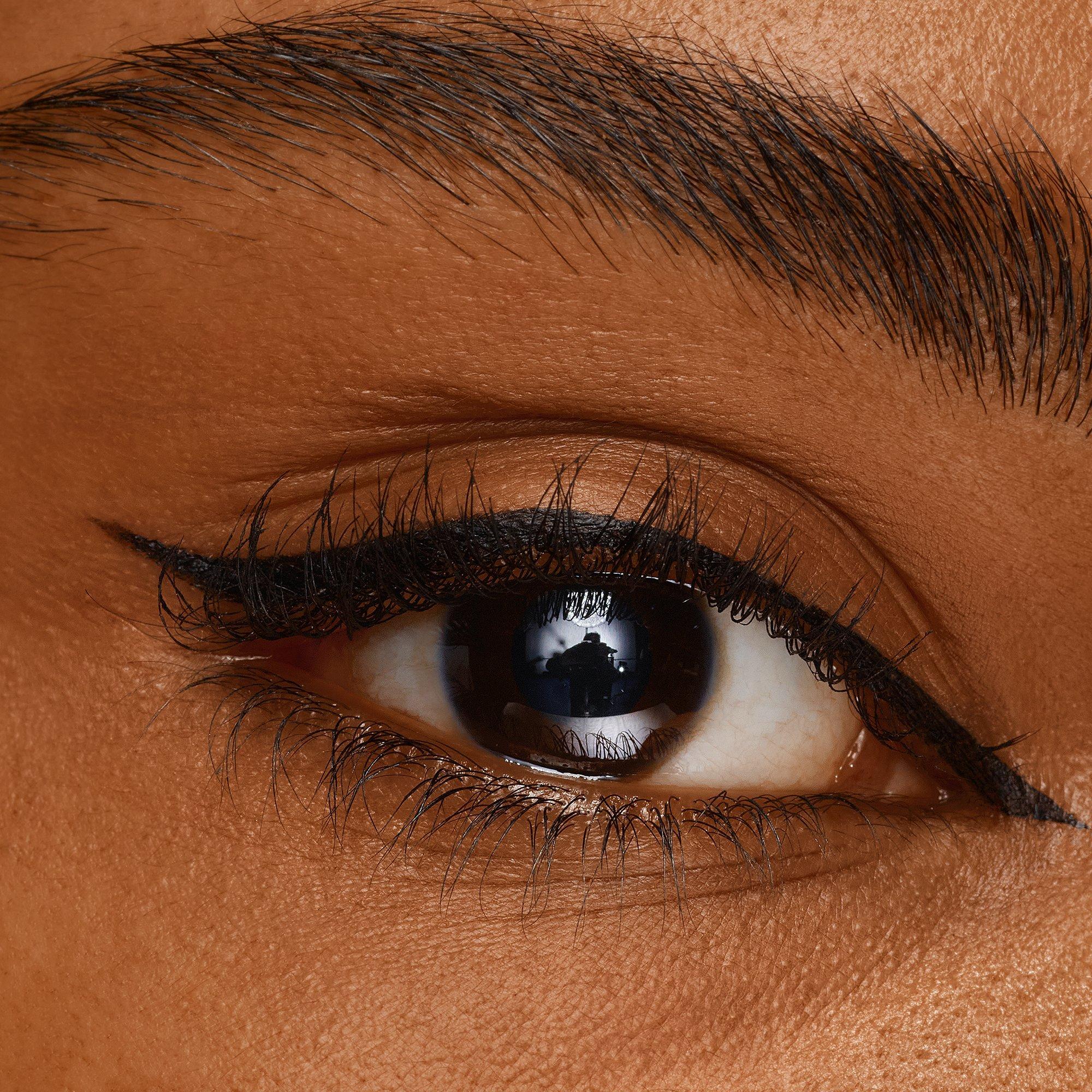 It's Easy Black Liner eyeliner