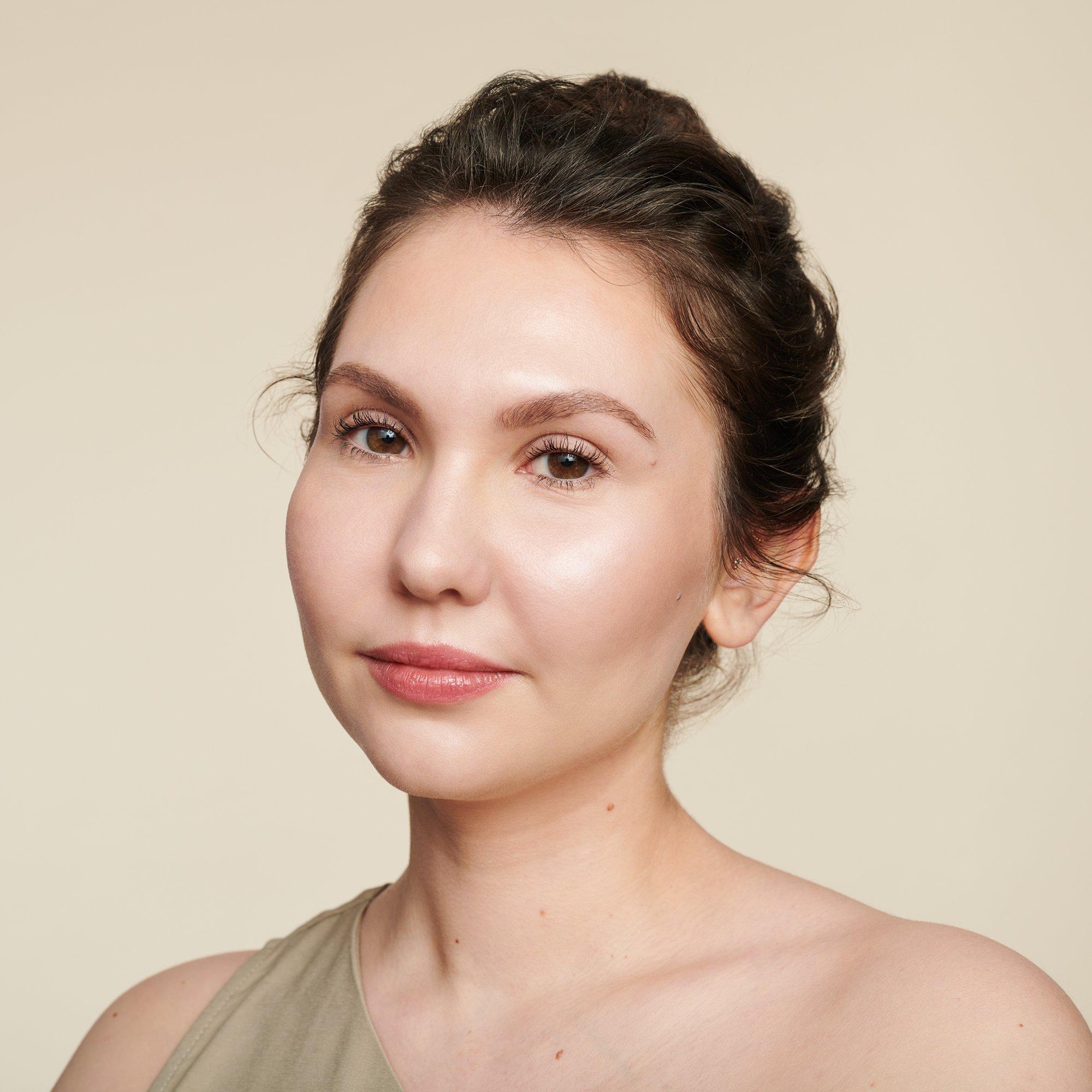 True Skin Hydrating Foundation