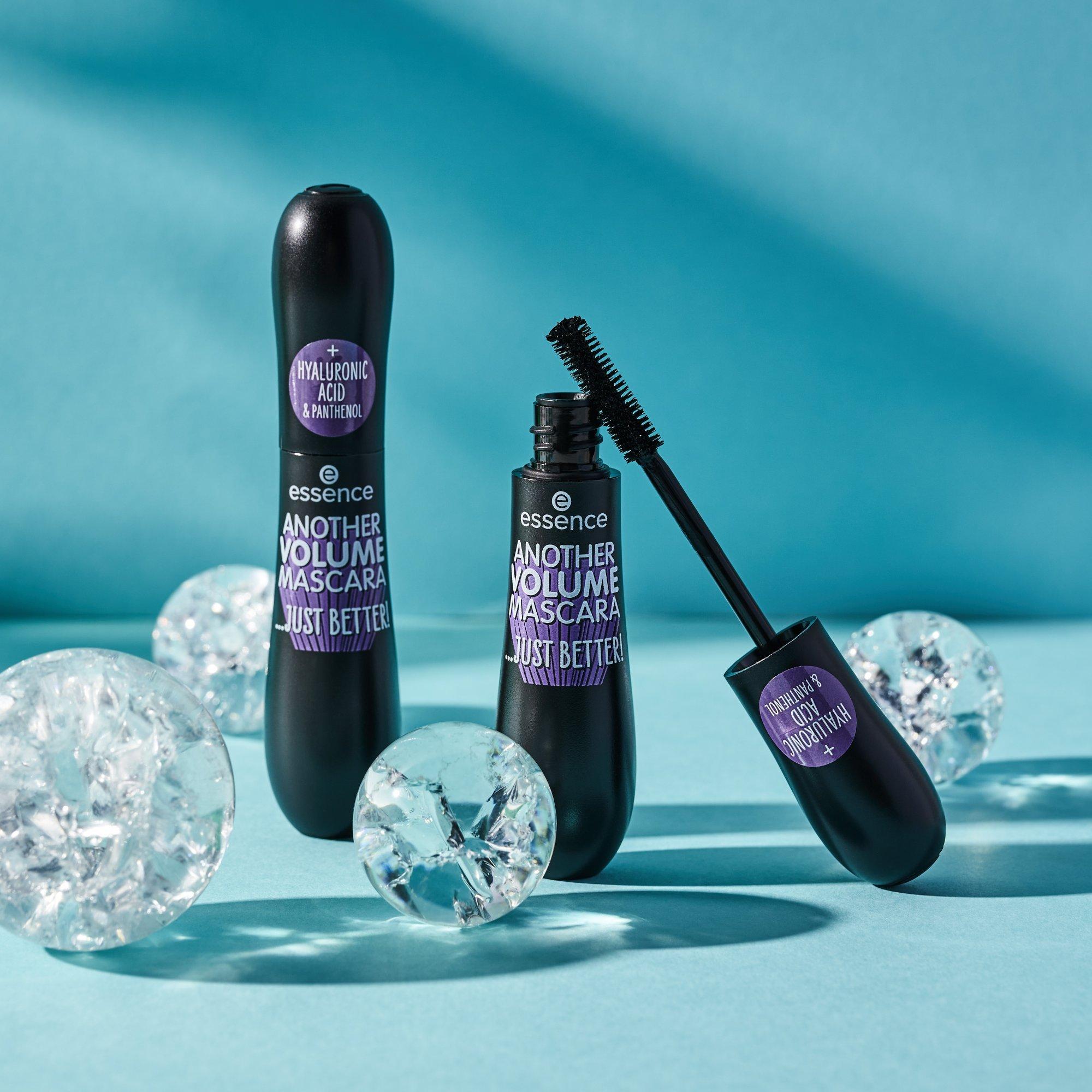 ANOTHER VOLUME MASCARA...JUST BETTER! mascara volumateur