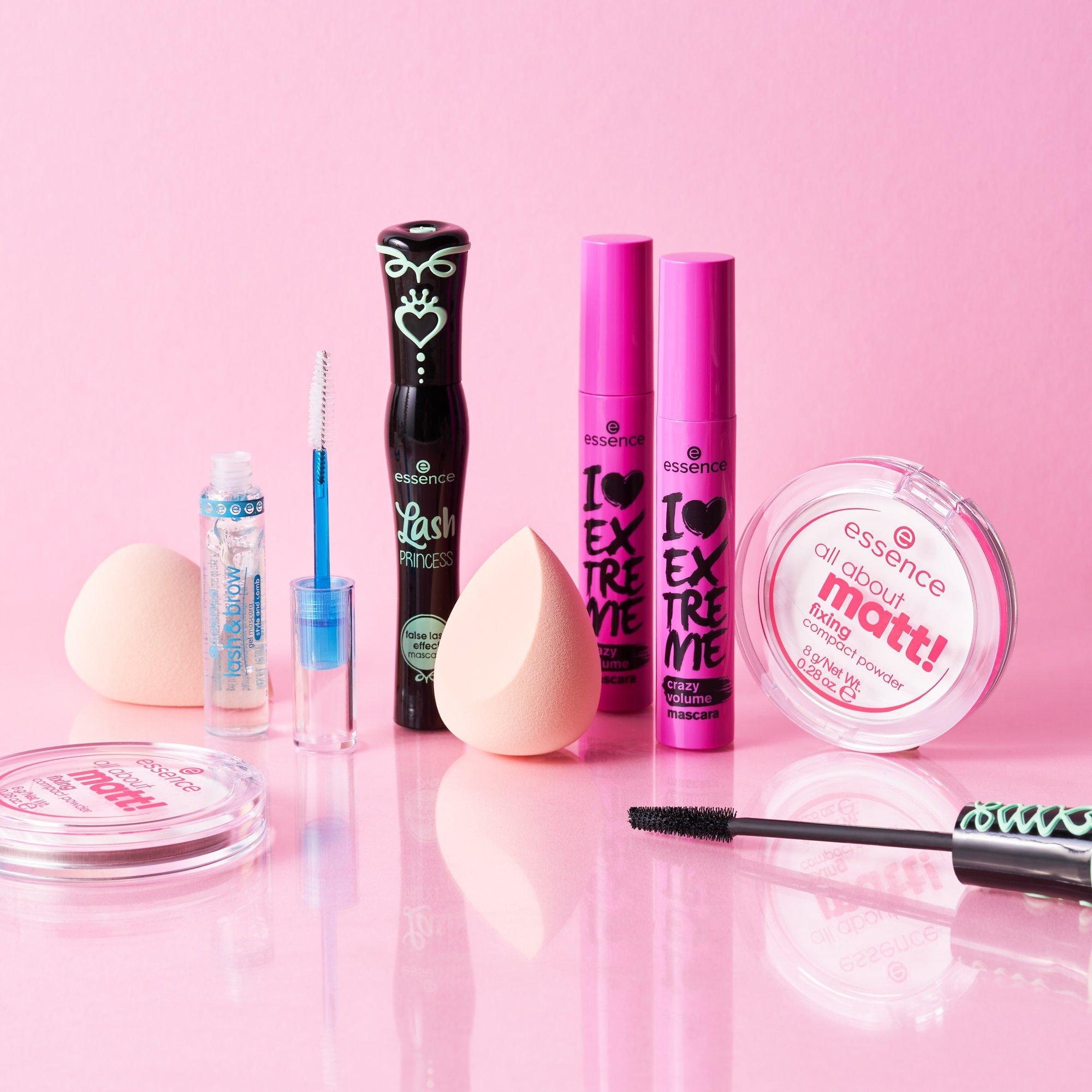 Aliah Maquillaje - Essence mascara 💖💙 ¡Que se abra el telón para dar la  bienvenida al nuevo miembro de la famosa familia de máscaras “Lash  princess by Essence! La máscara efecto pestañas