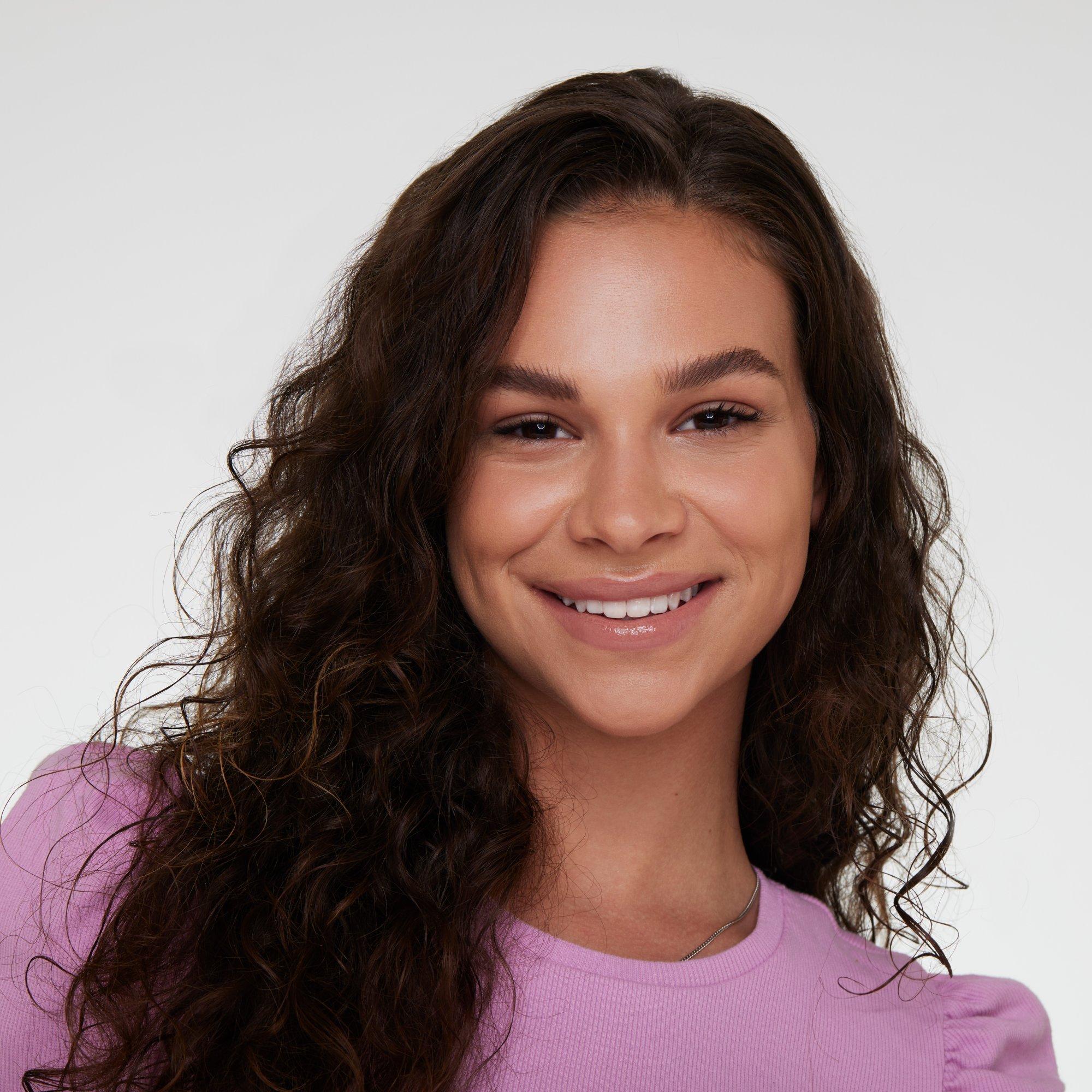 essence extreme care hydrating glossy lip balm Milky Cocoa online entdecken