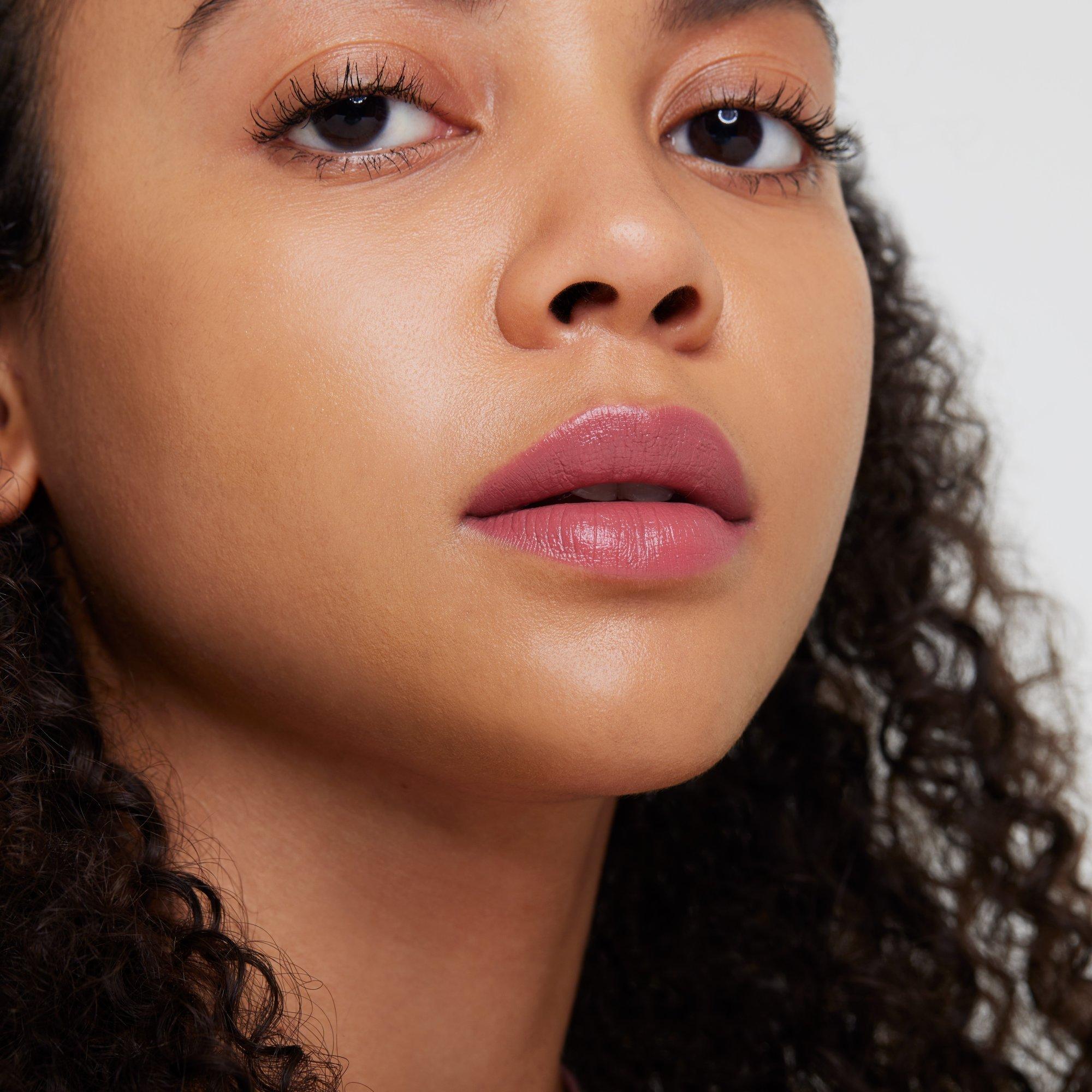 essence caring SHINE vegan collagen lipstick My Way online kaufen