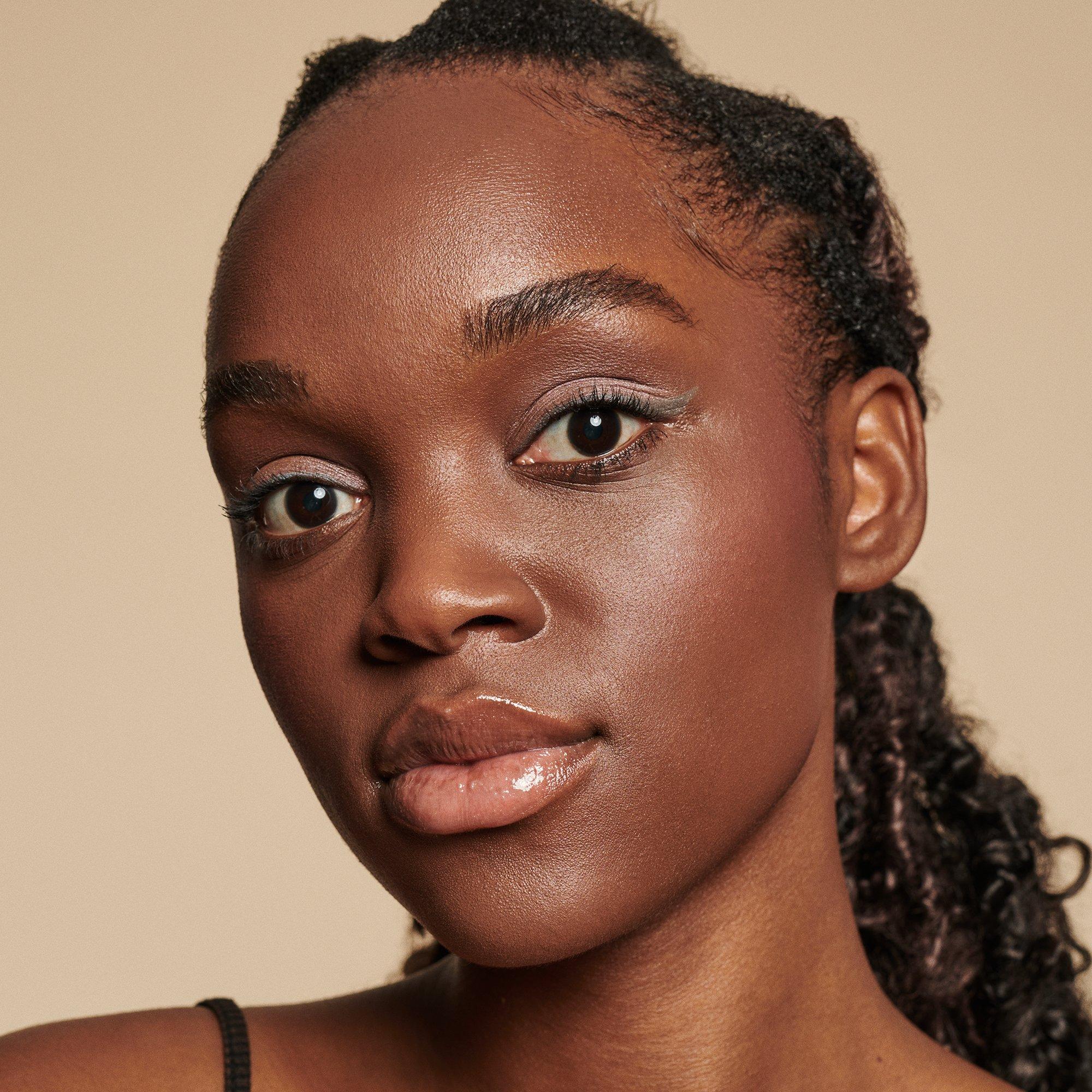 Volumizing Lip Booster
