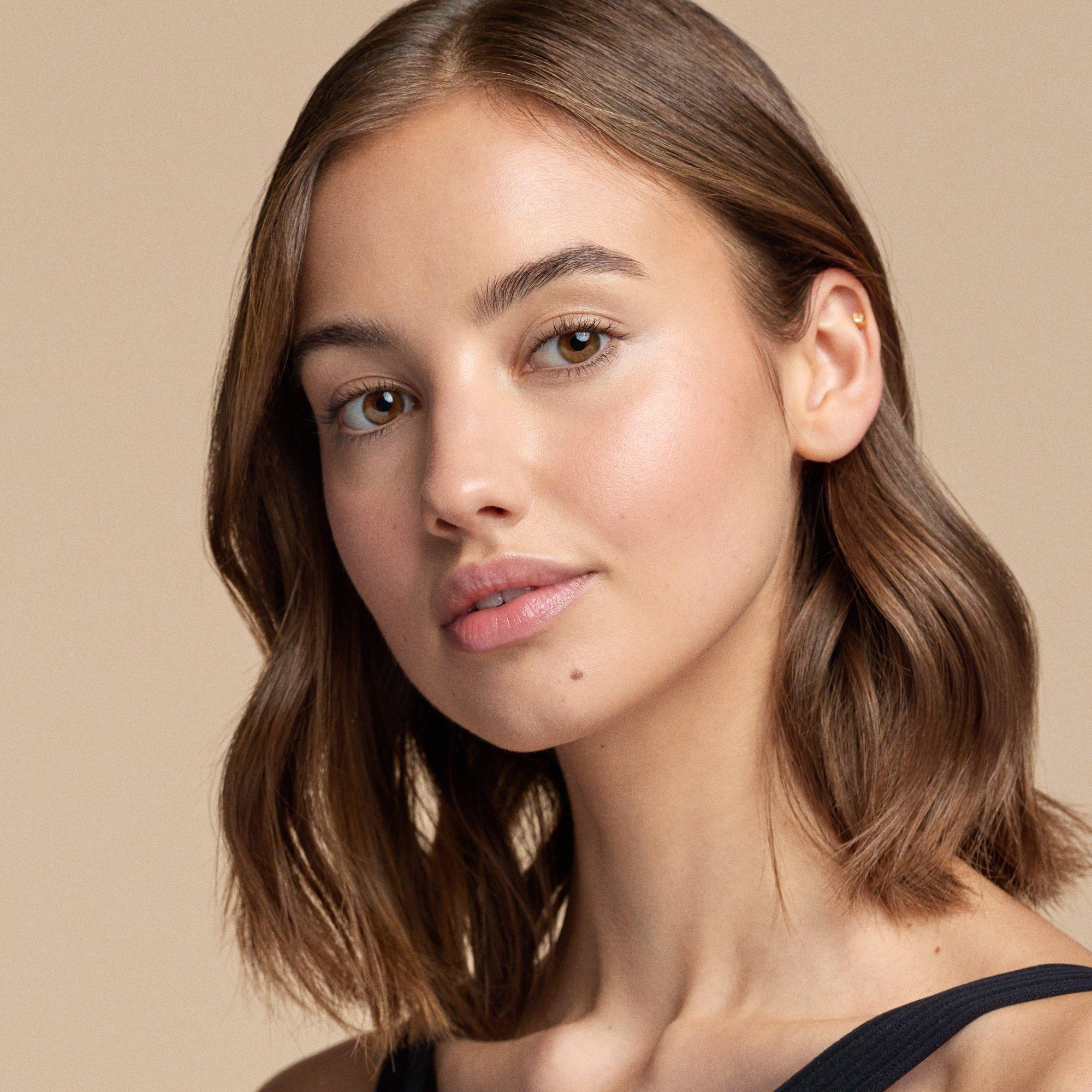 CATRICE Nude Drop Tinted Serum Foundation online entdecken