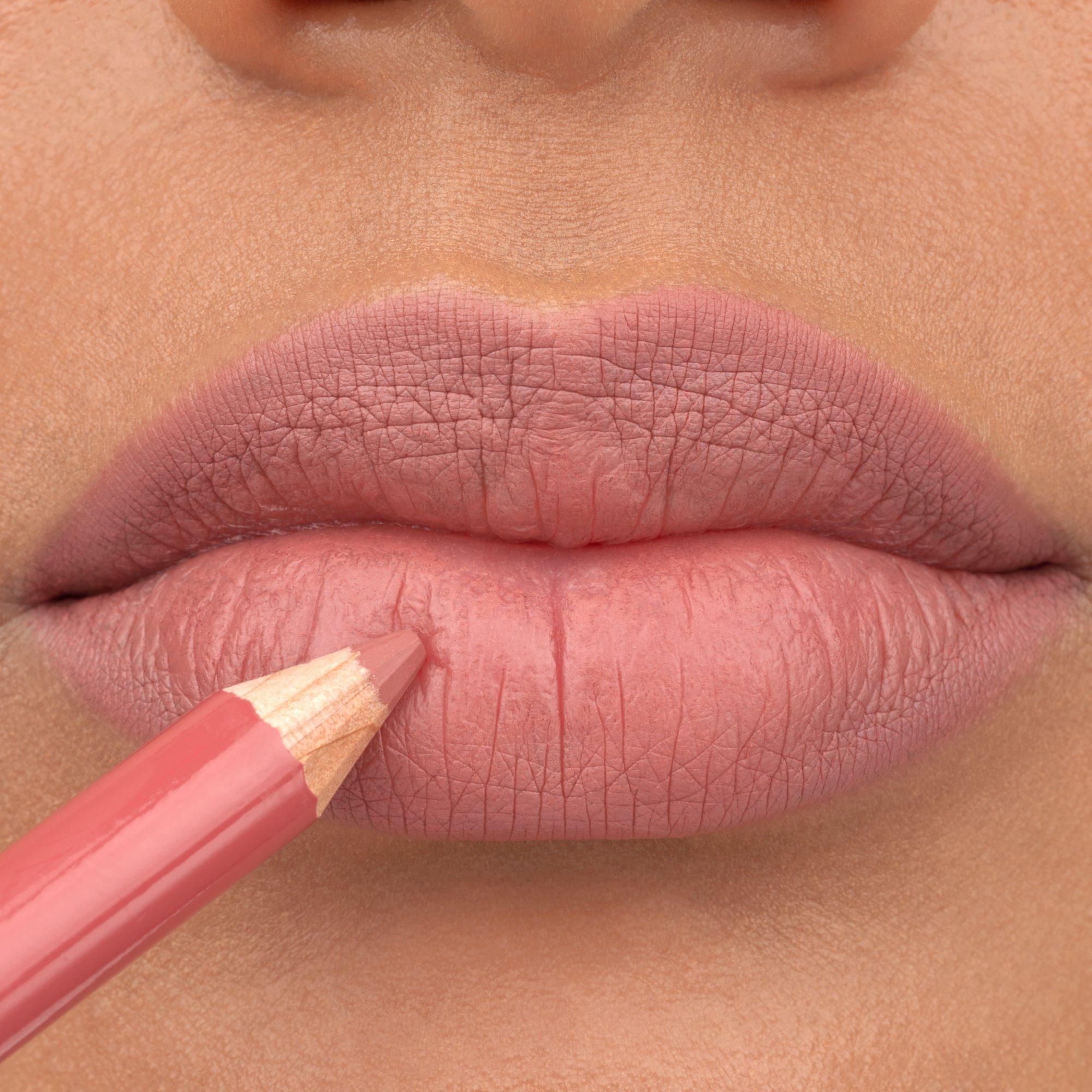 lūpų pieštukas „soft & precise lip pencil“