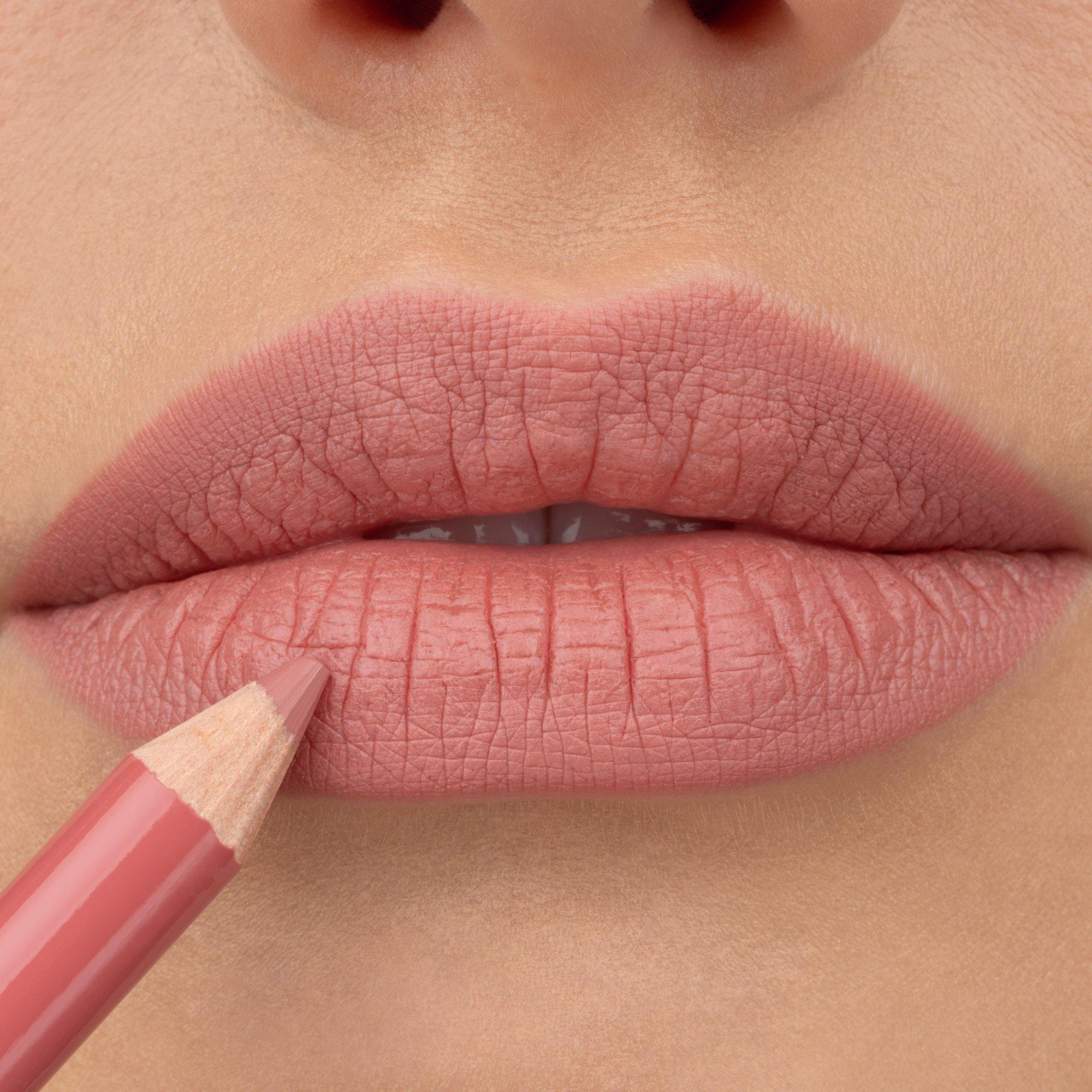 lūpų pieštukas „soft & precise lip pencil“