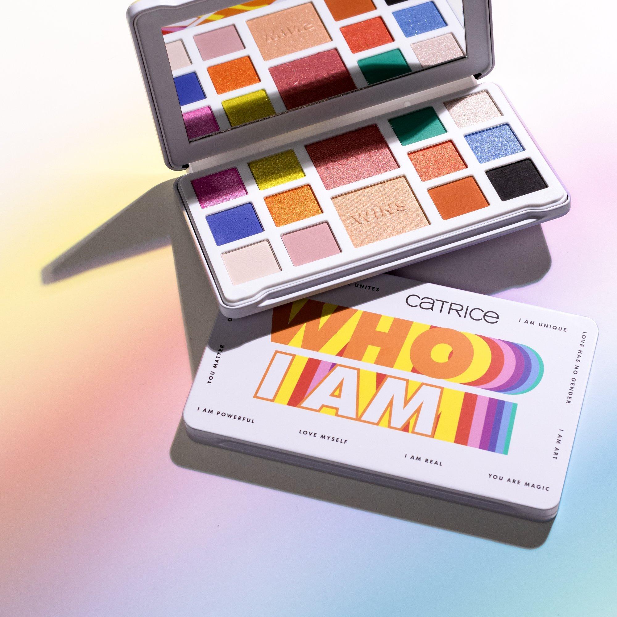 WHO I AM Eyeshadow & Face Palette
